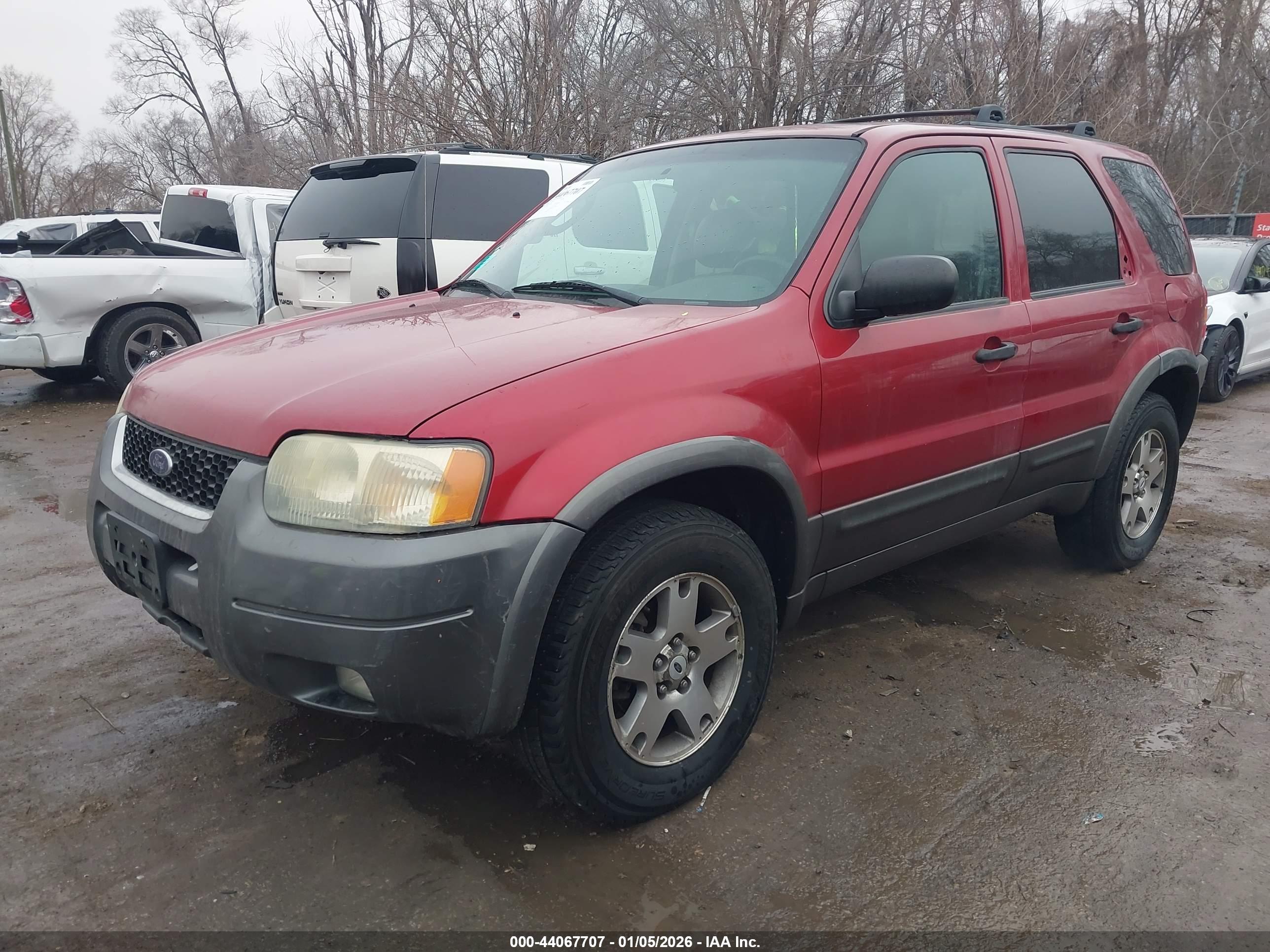 FORD ESCAPE image 2