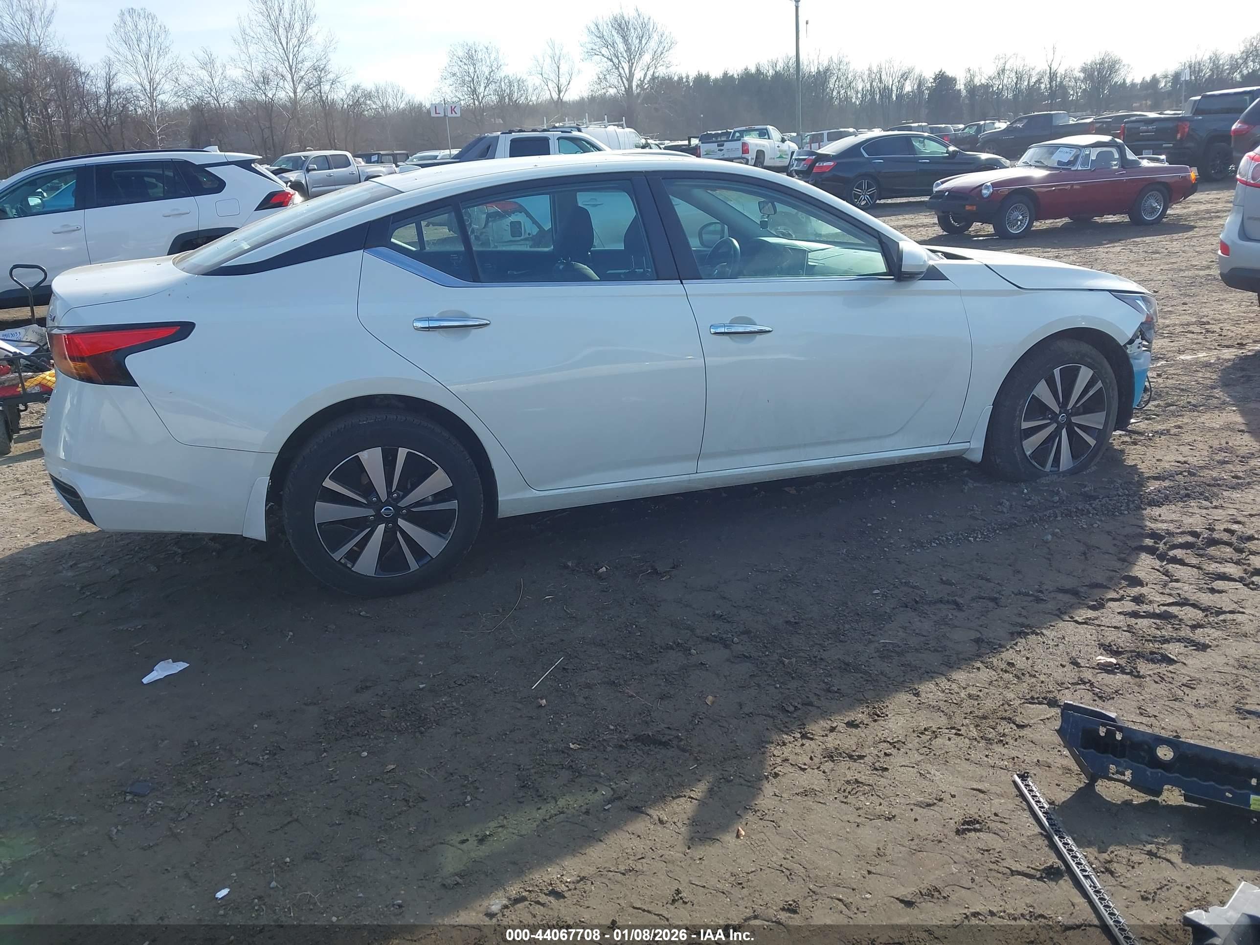 NISSAN ALTIMA image 4