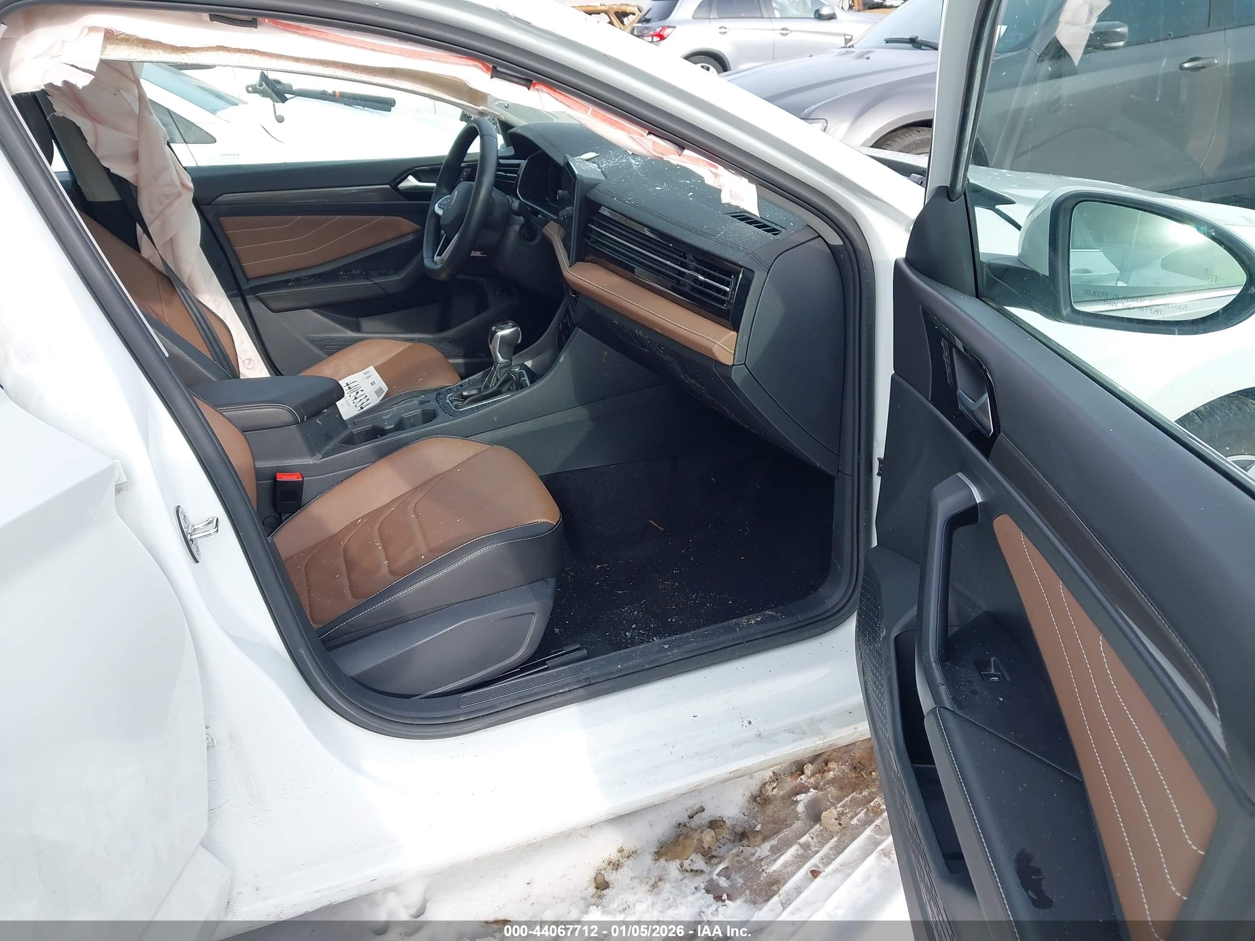 VOLKSWAGEN JETTA image 5