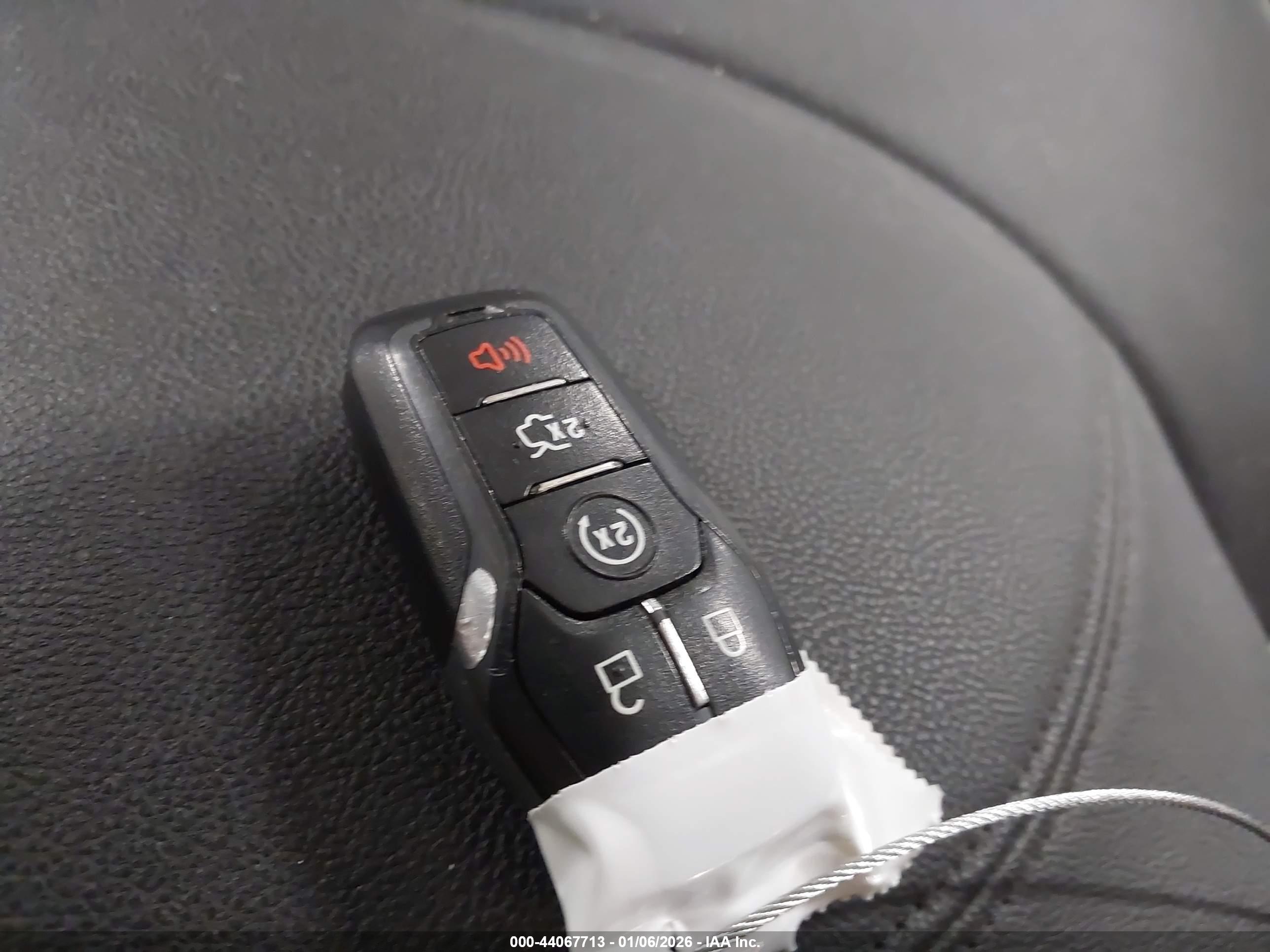 LINCOLN MKC image 11