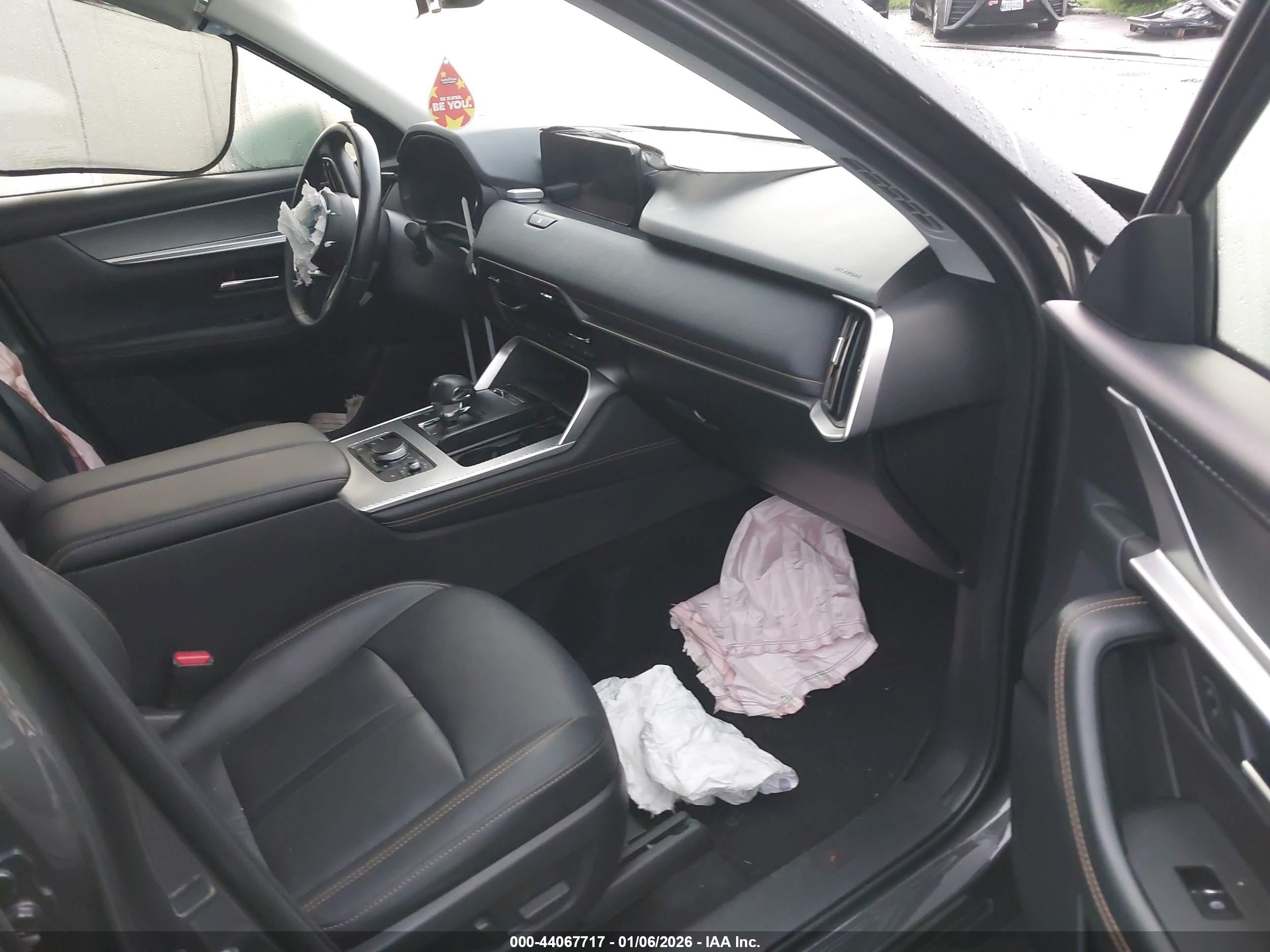 MAZDA CX-90 image 5