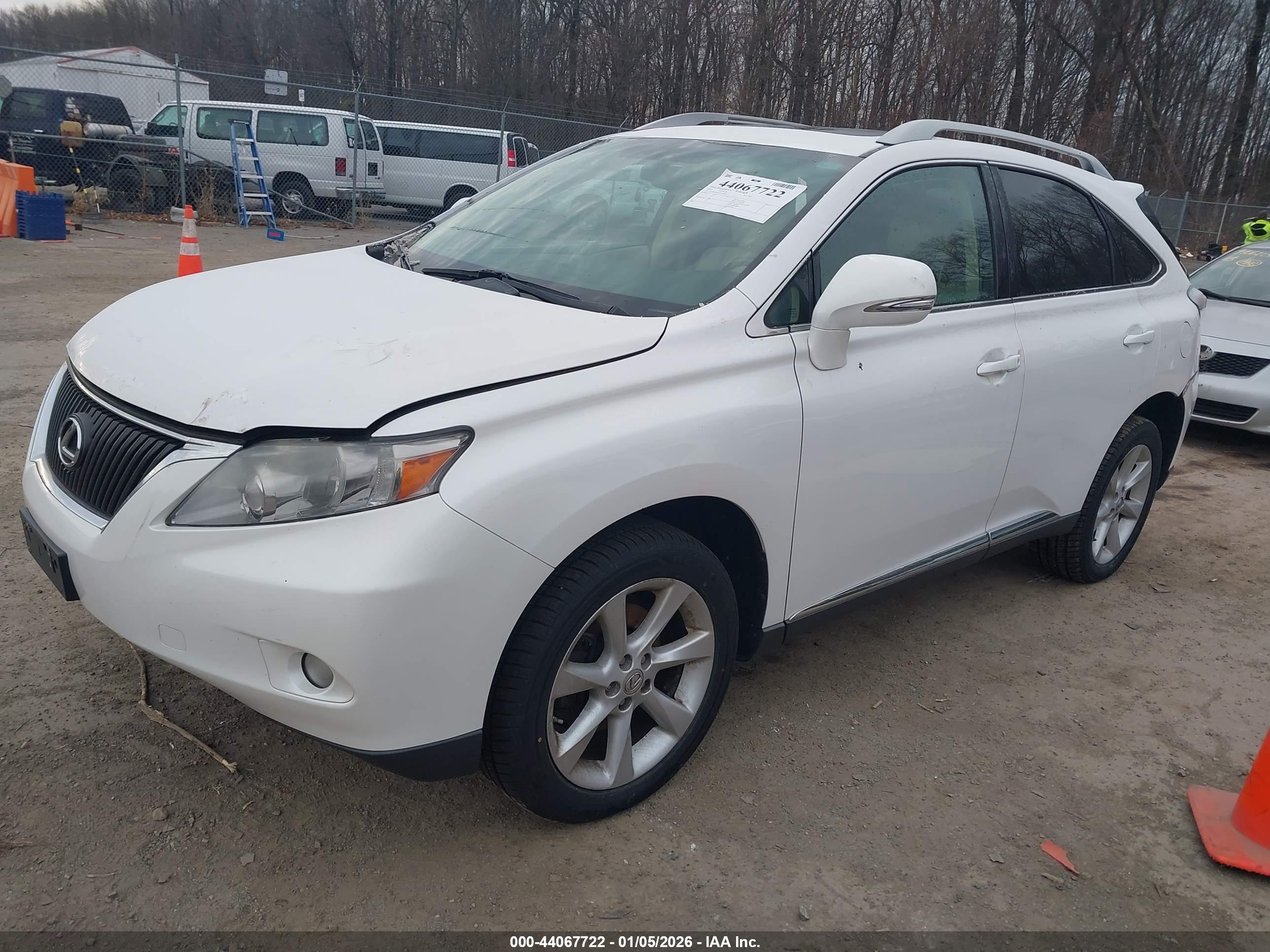 LEXUS RX image 2
