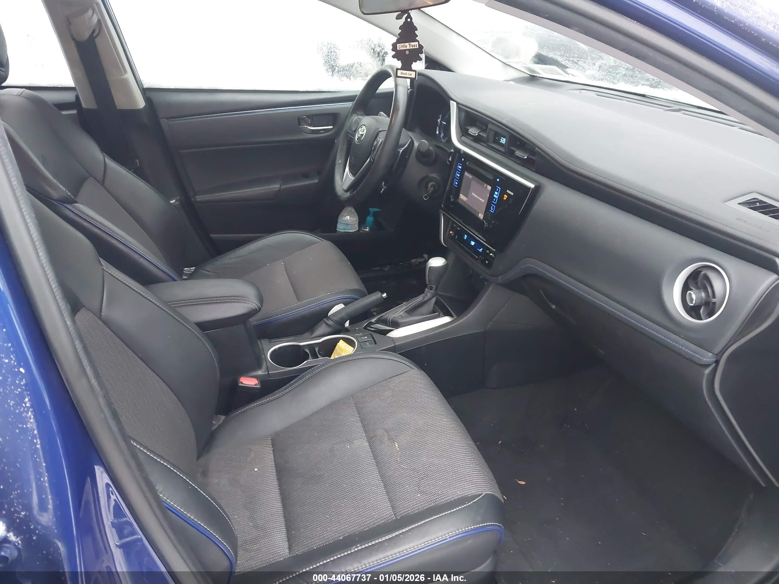 TOYOTA COROLLA image 5
