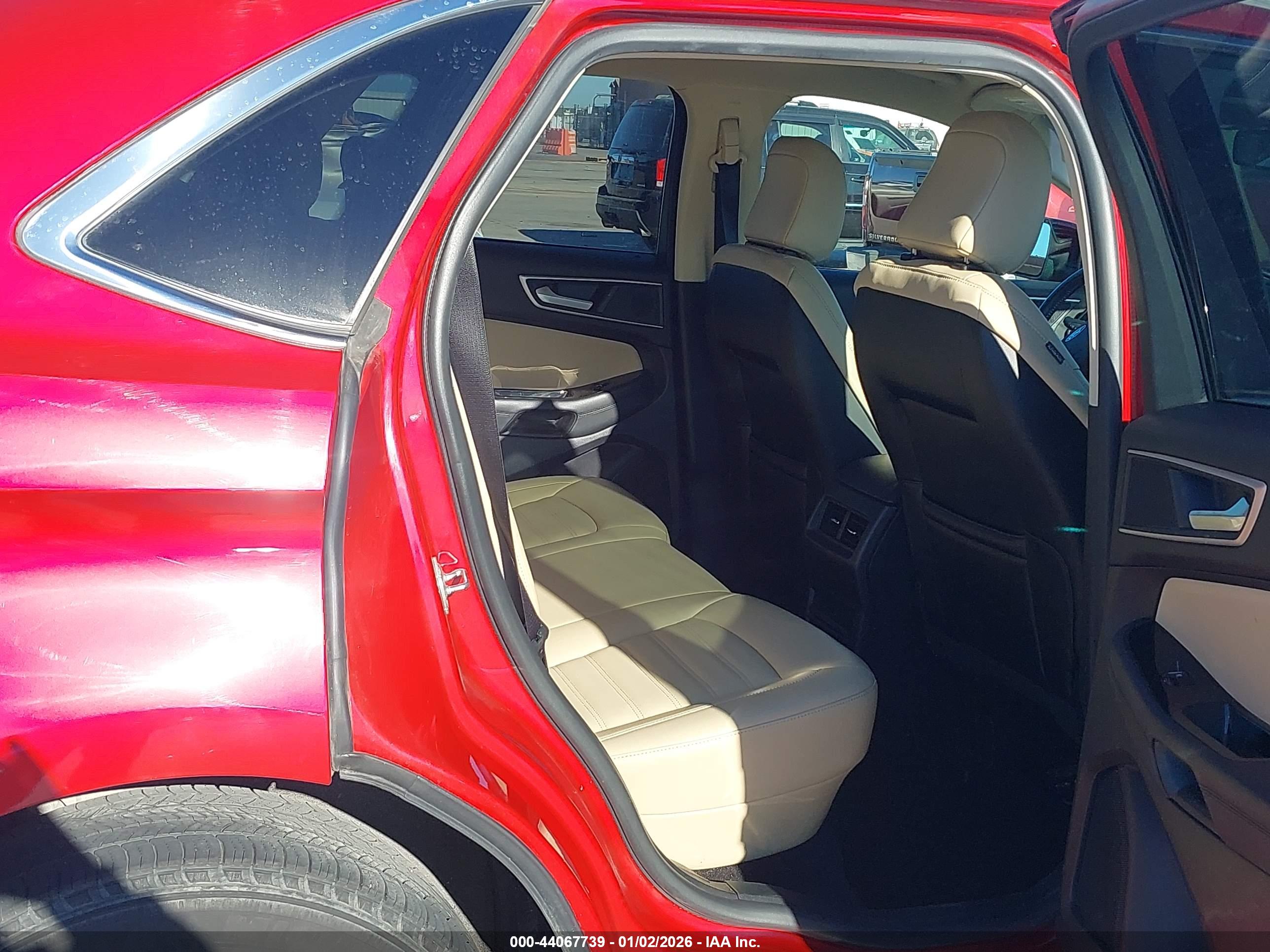 FORD EDGE image 8