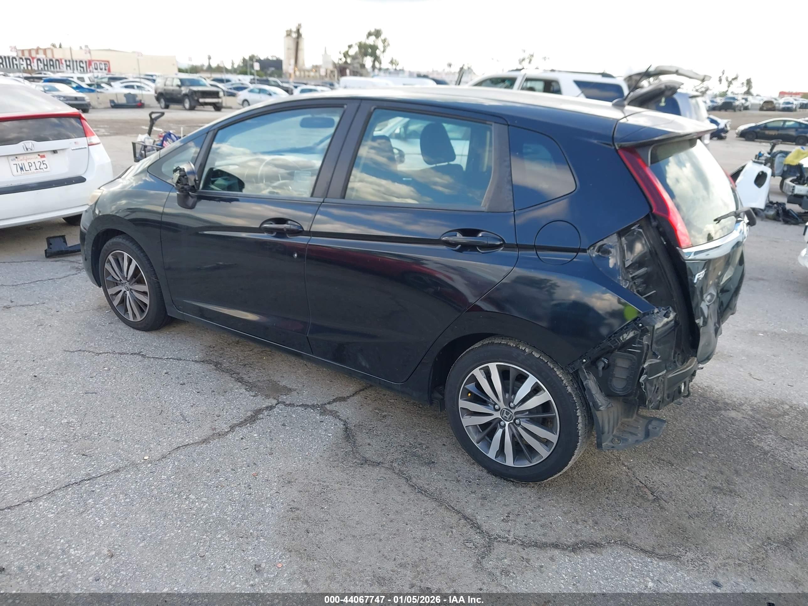 HONDA FIT image 3