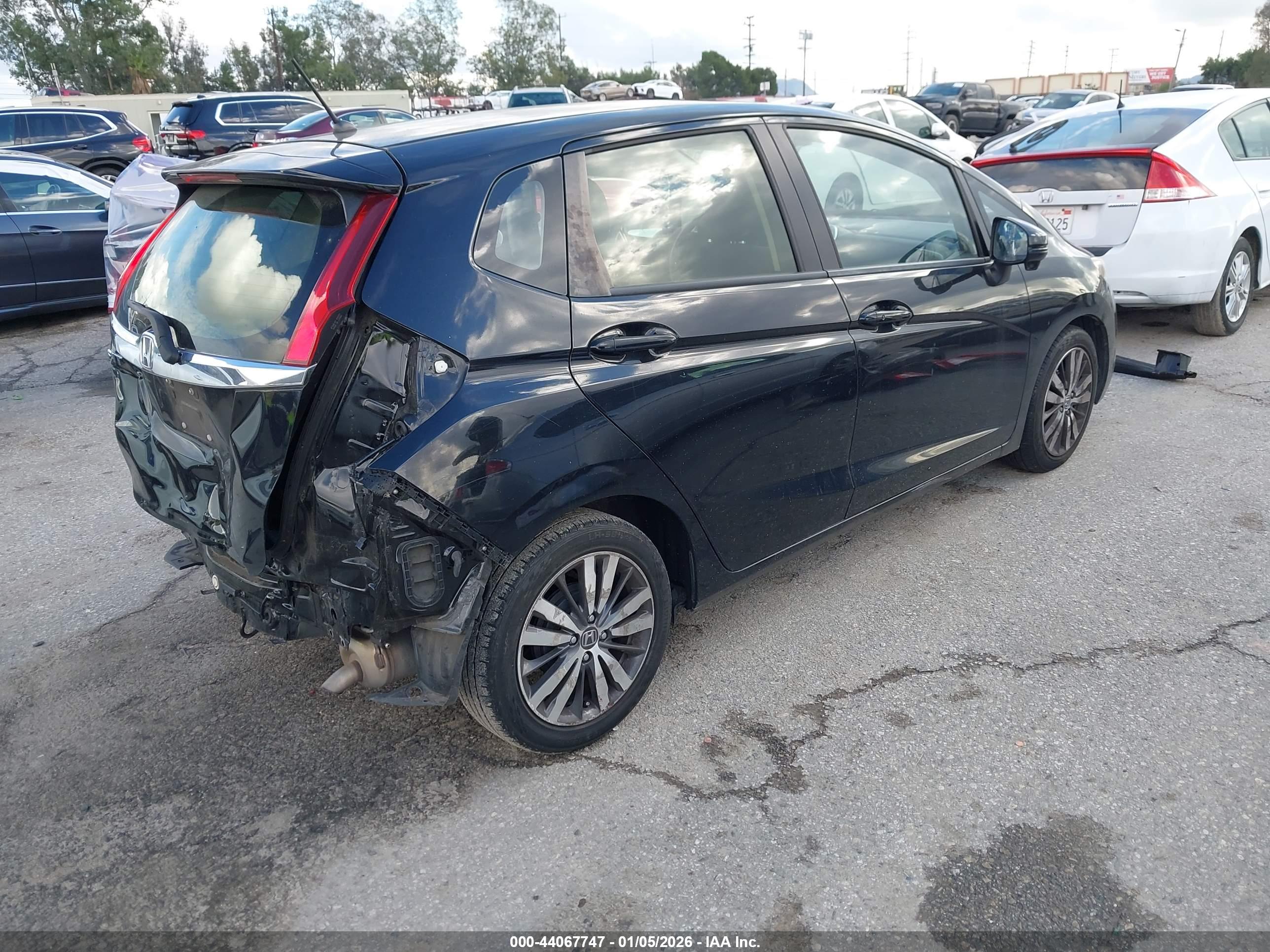 HONDA FIT image 4