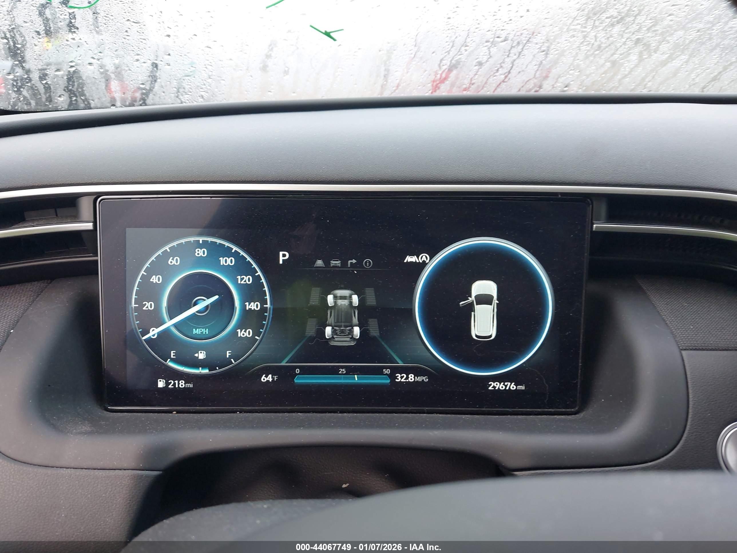 HYUNDAI TUCSON image 7