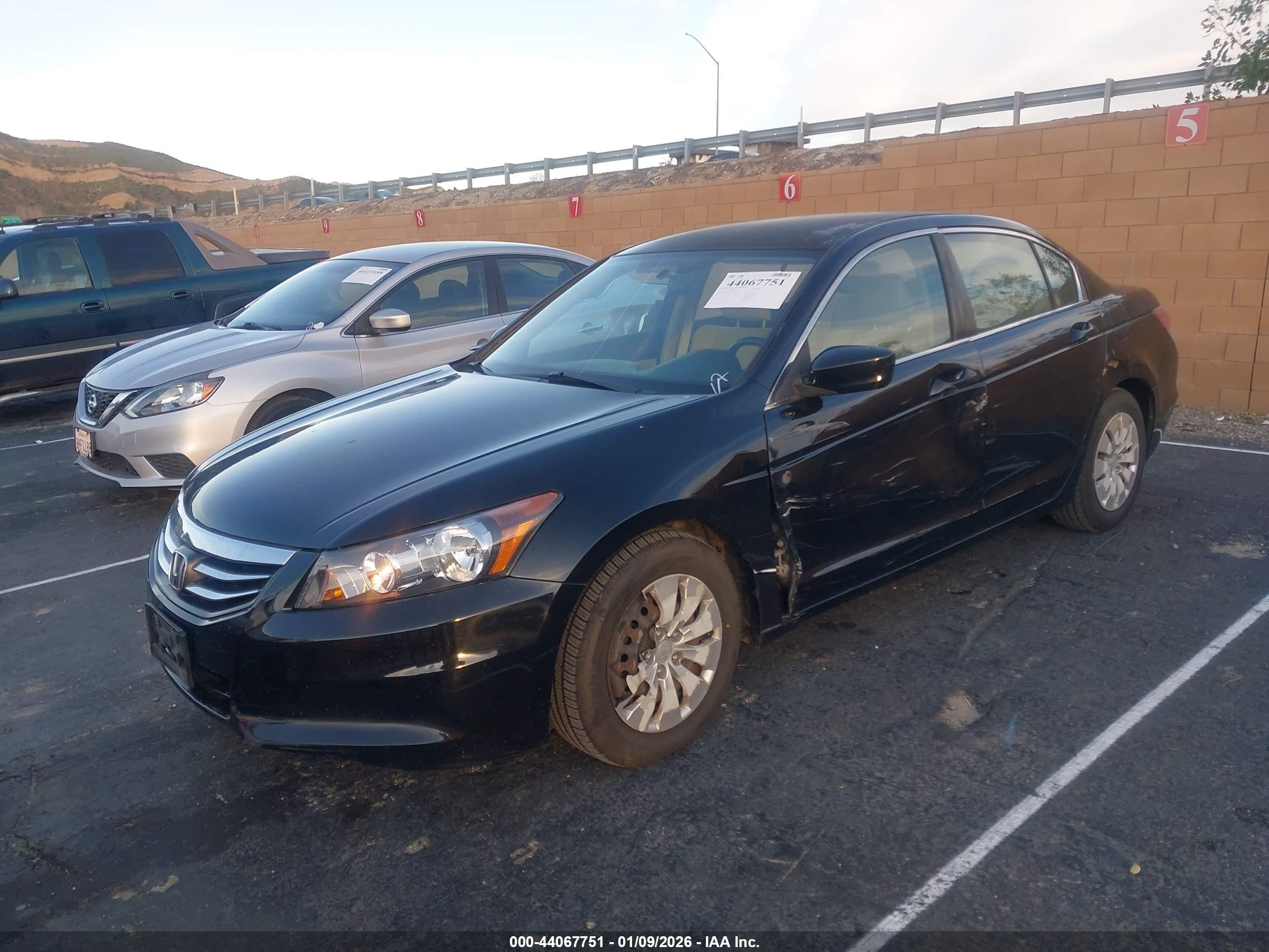 HONDA ACCORD image 2