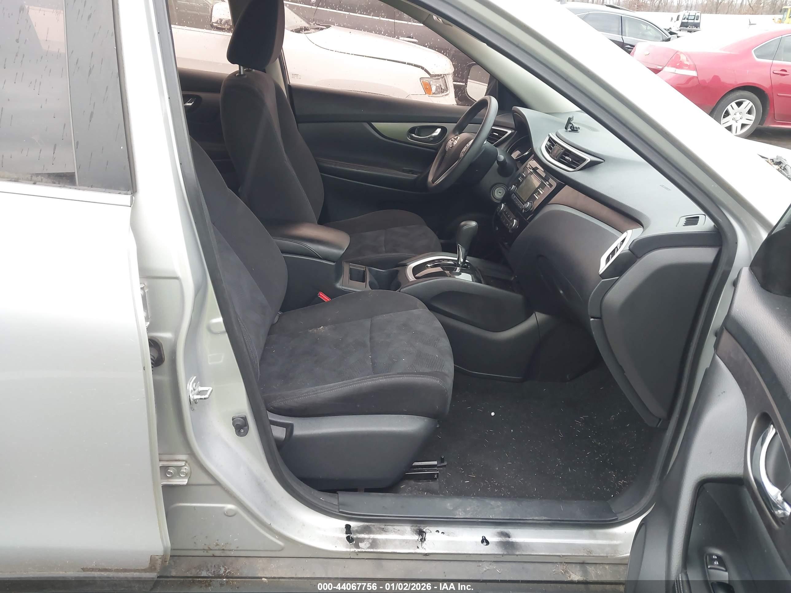 NISSAN ROGUE image 5