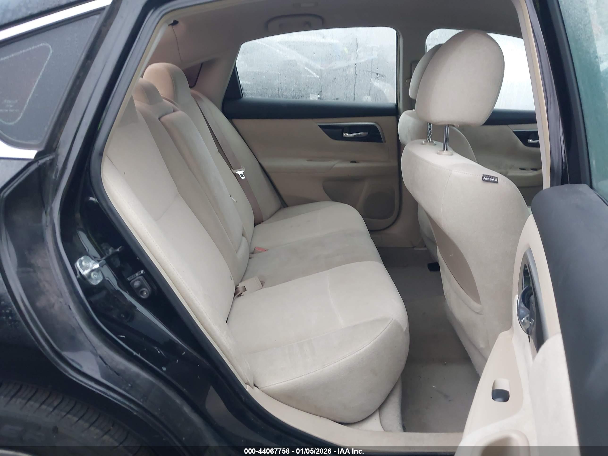 NISSAN ALTIMA image 8