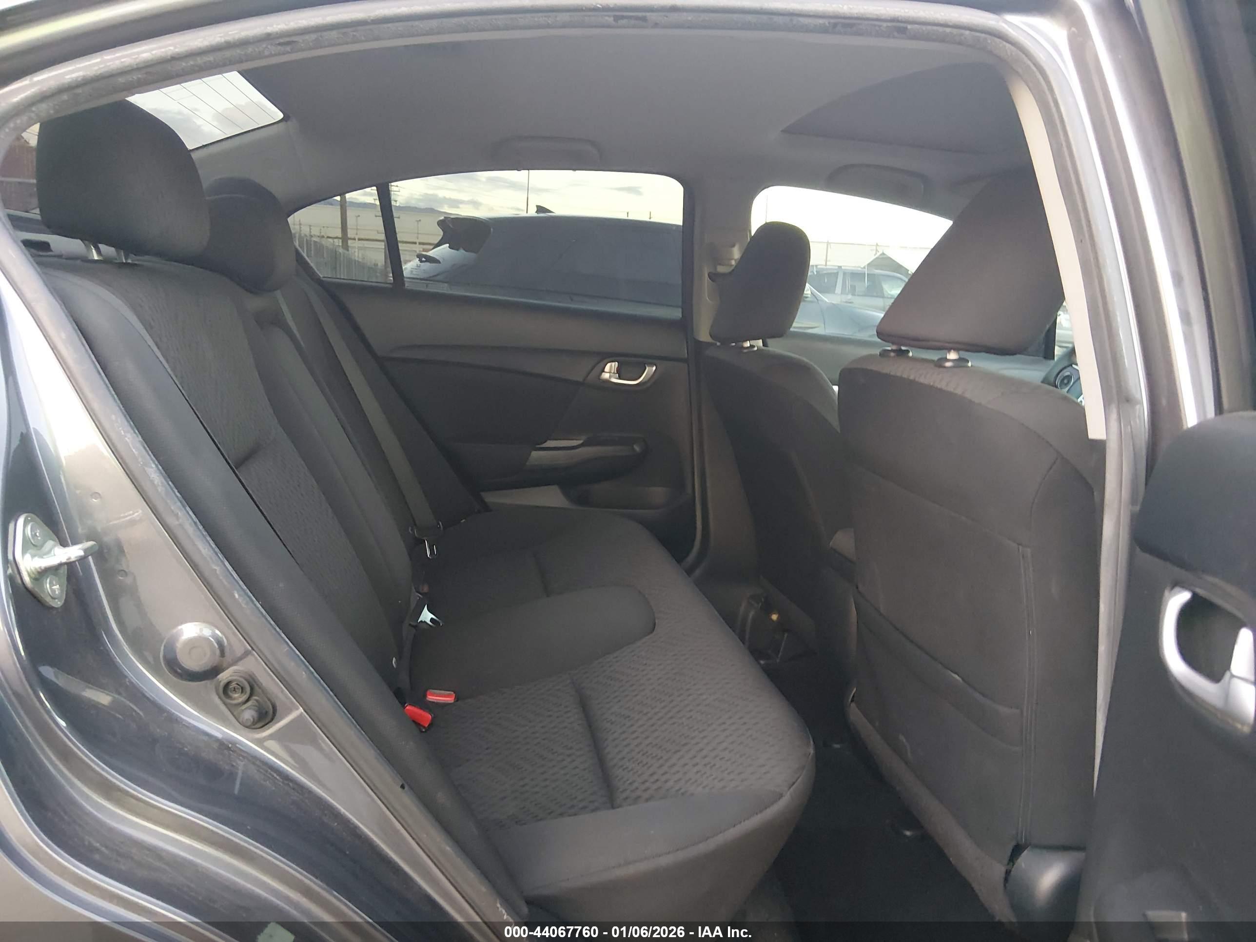 HONDA CIVIC image 8