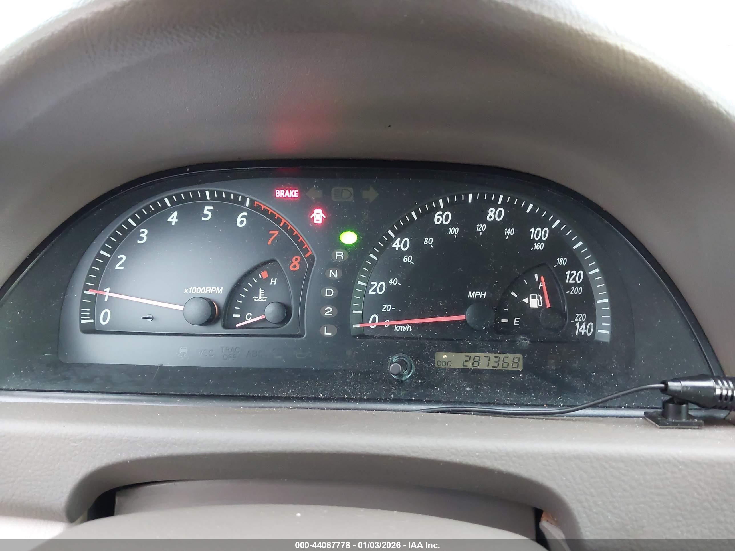 TOYOTA CAMRY image 7