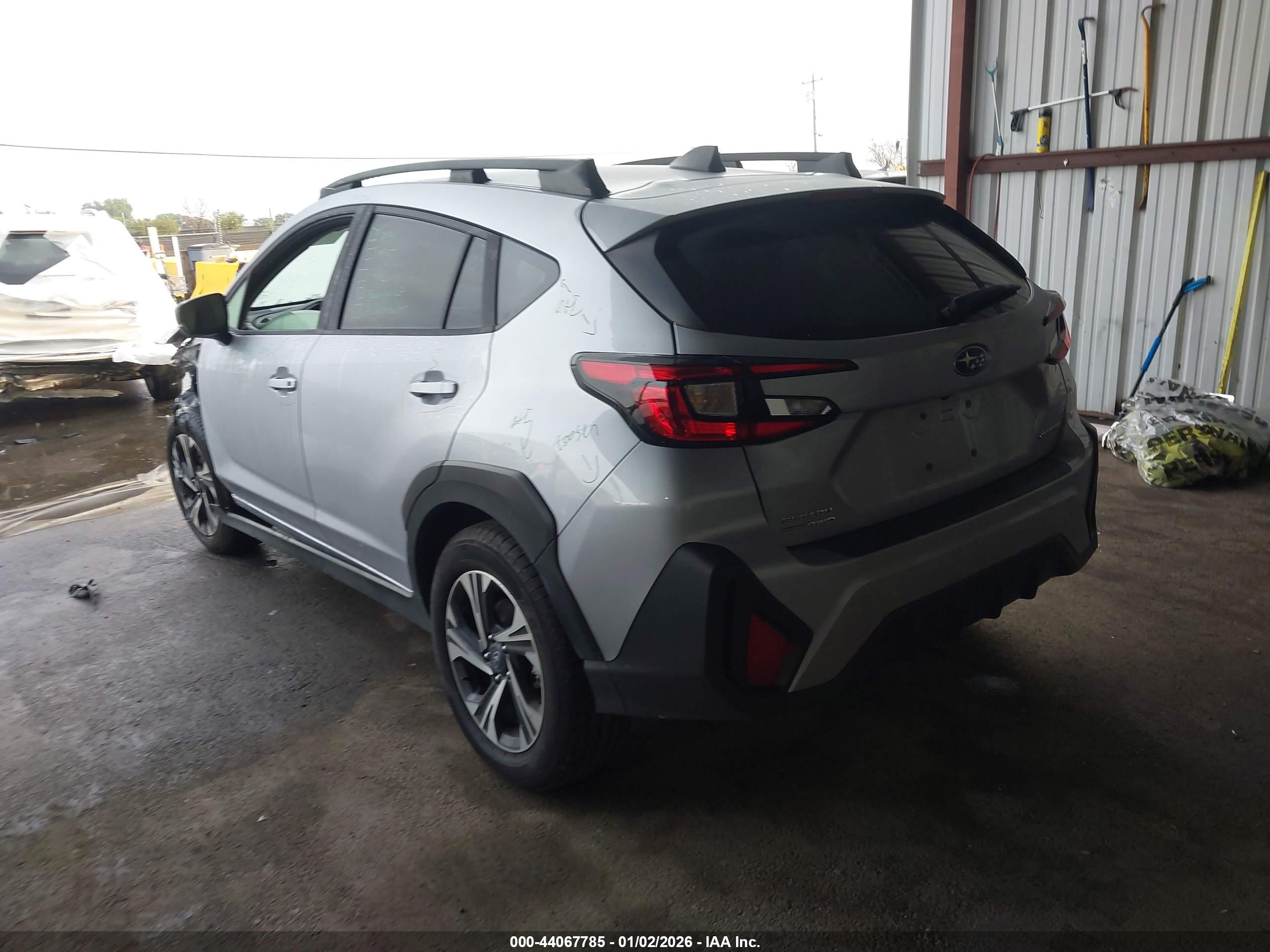 SUBARU CROSSTREK image 3