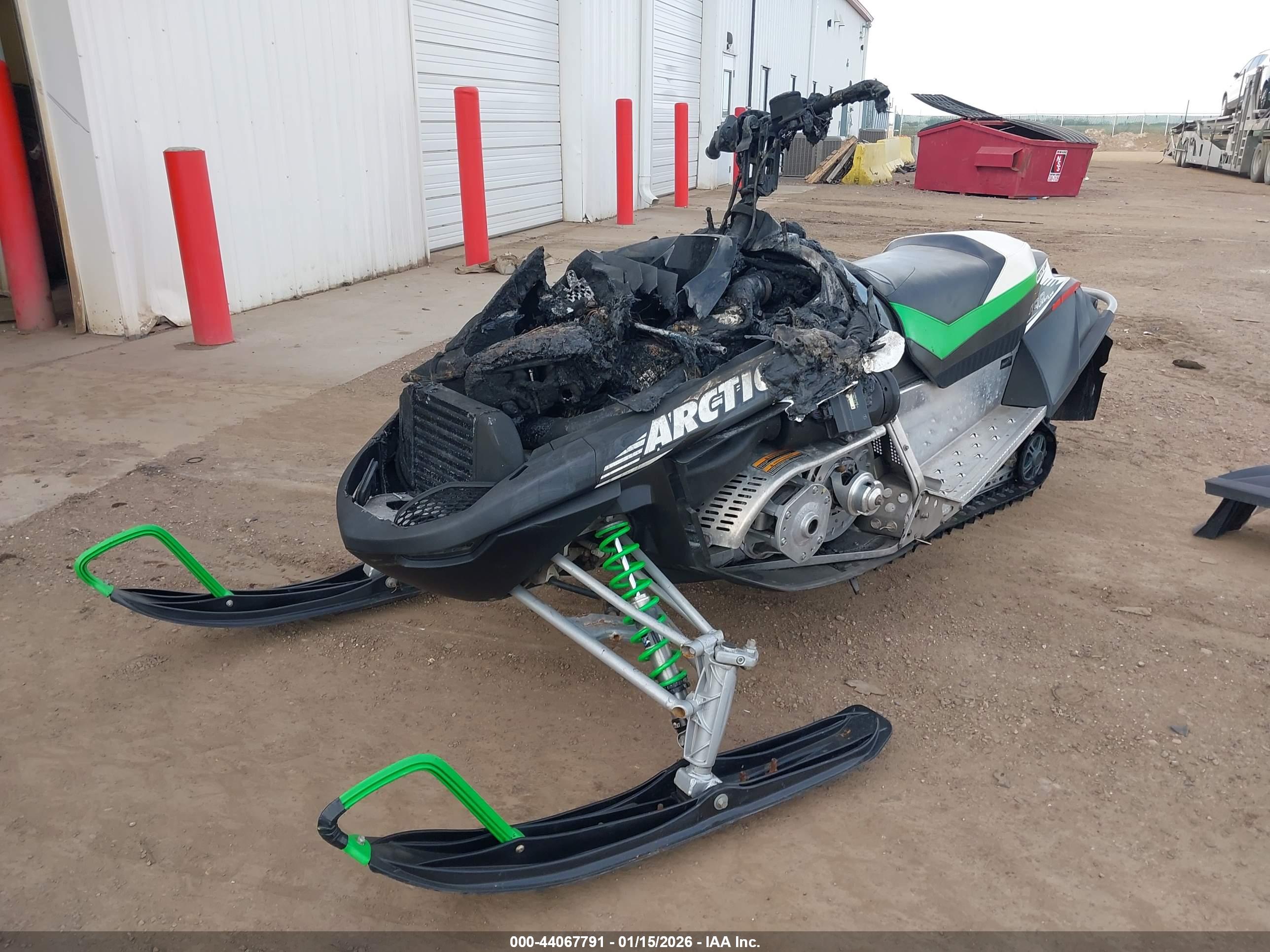 ARCTIC CAT image 2