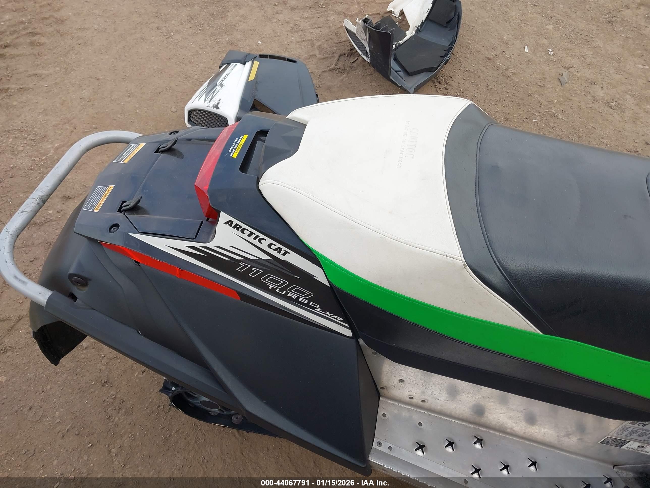ARCTIC CAT image 8