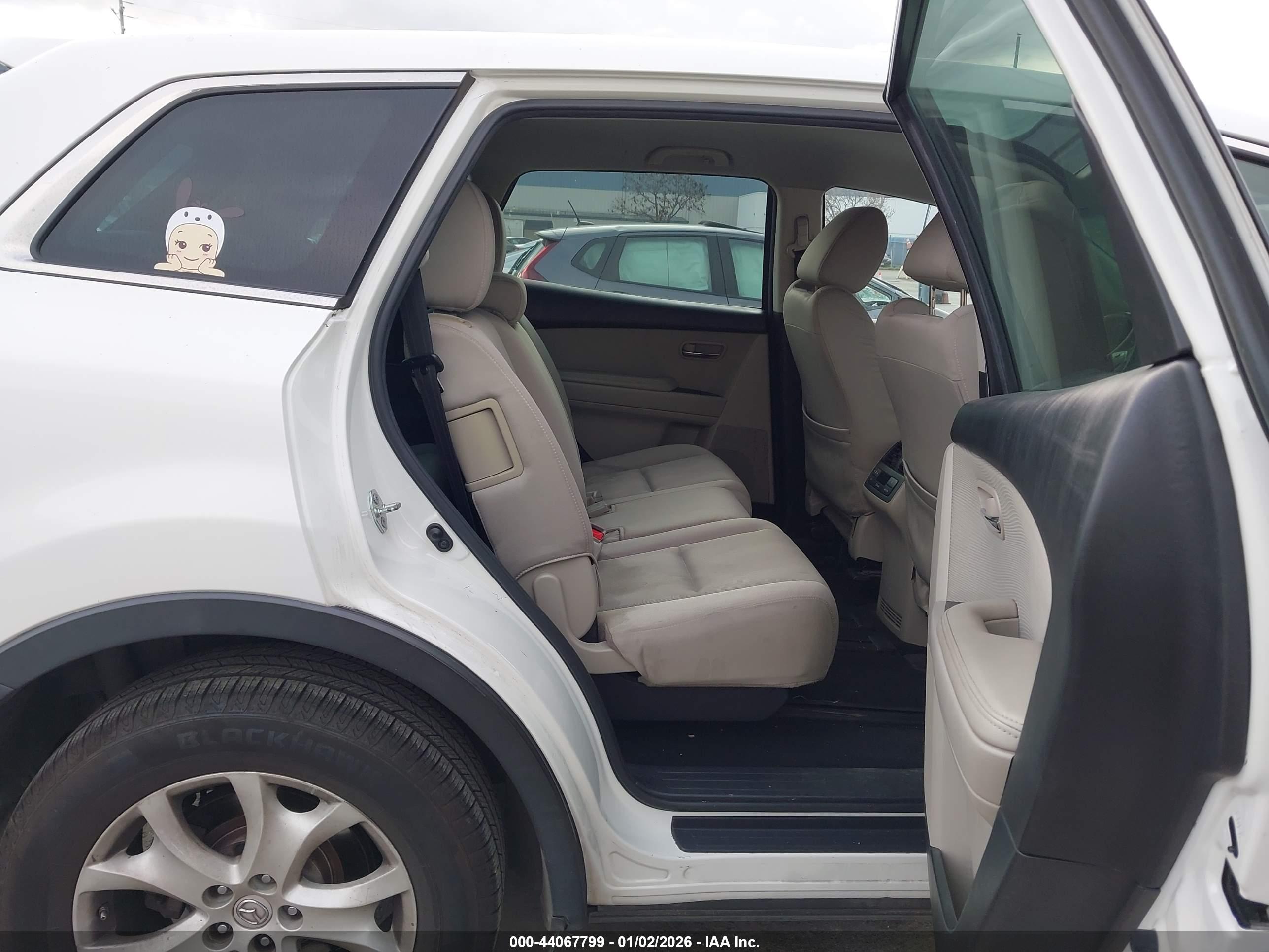 MAZDA CX-9 image 8