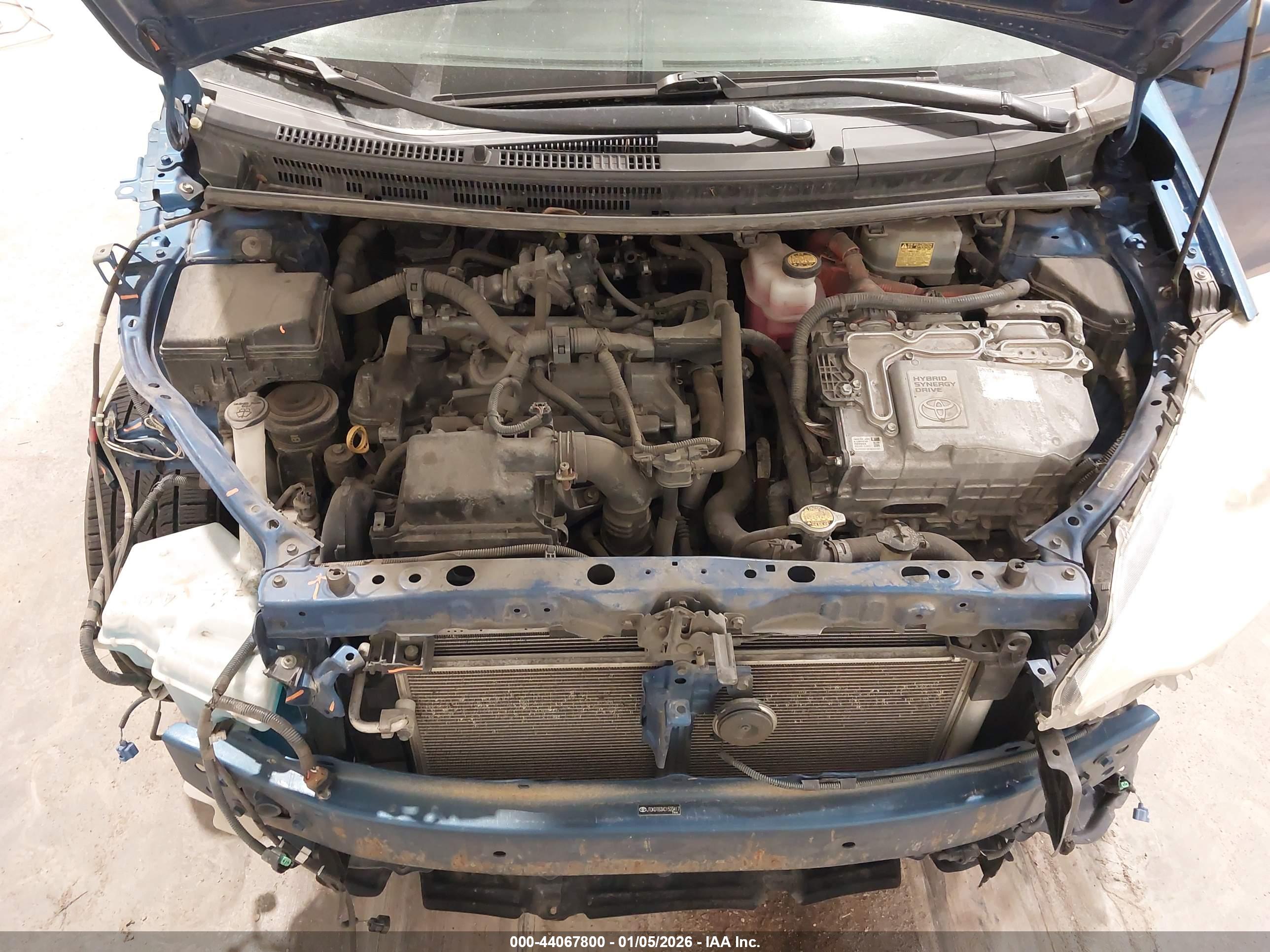 TOYOTA PRIUS image 10