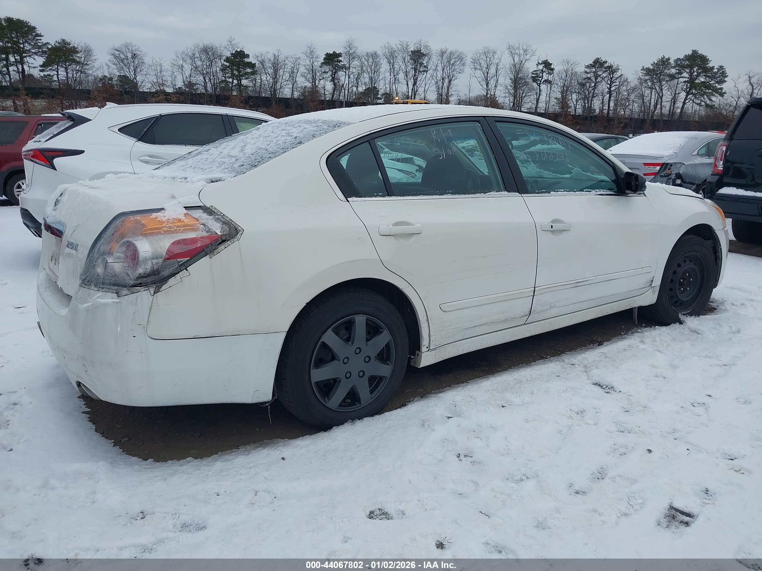 NISSAN ALTIMA image 4