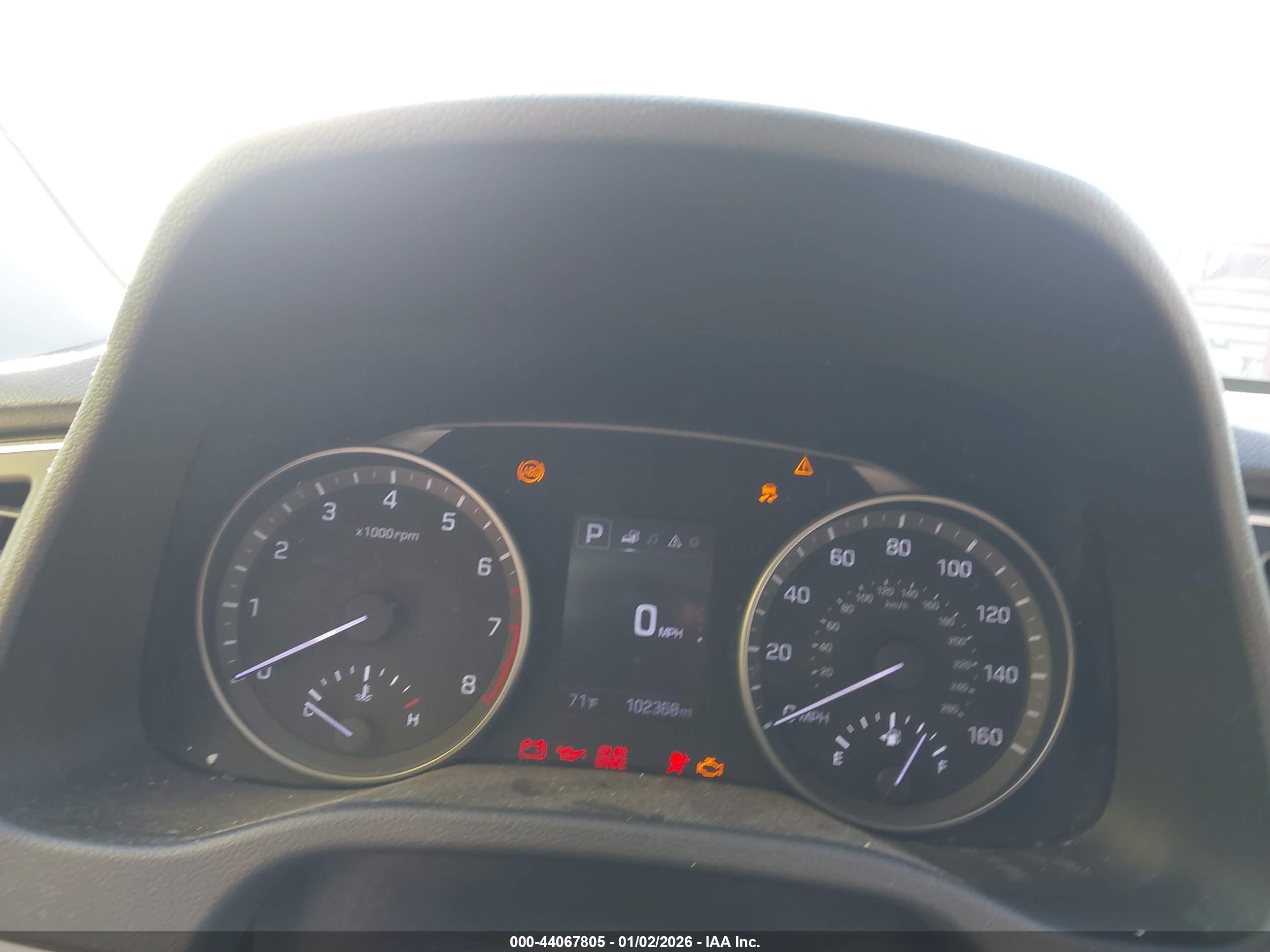 HYUNDAI ELANTRA image 7