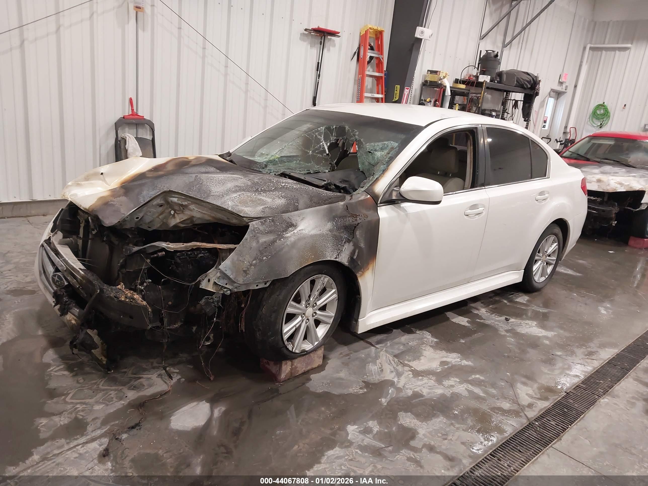 SUBARU LEGACY image 2