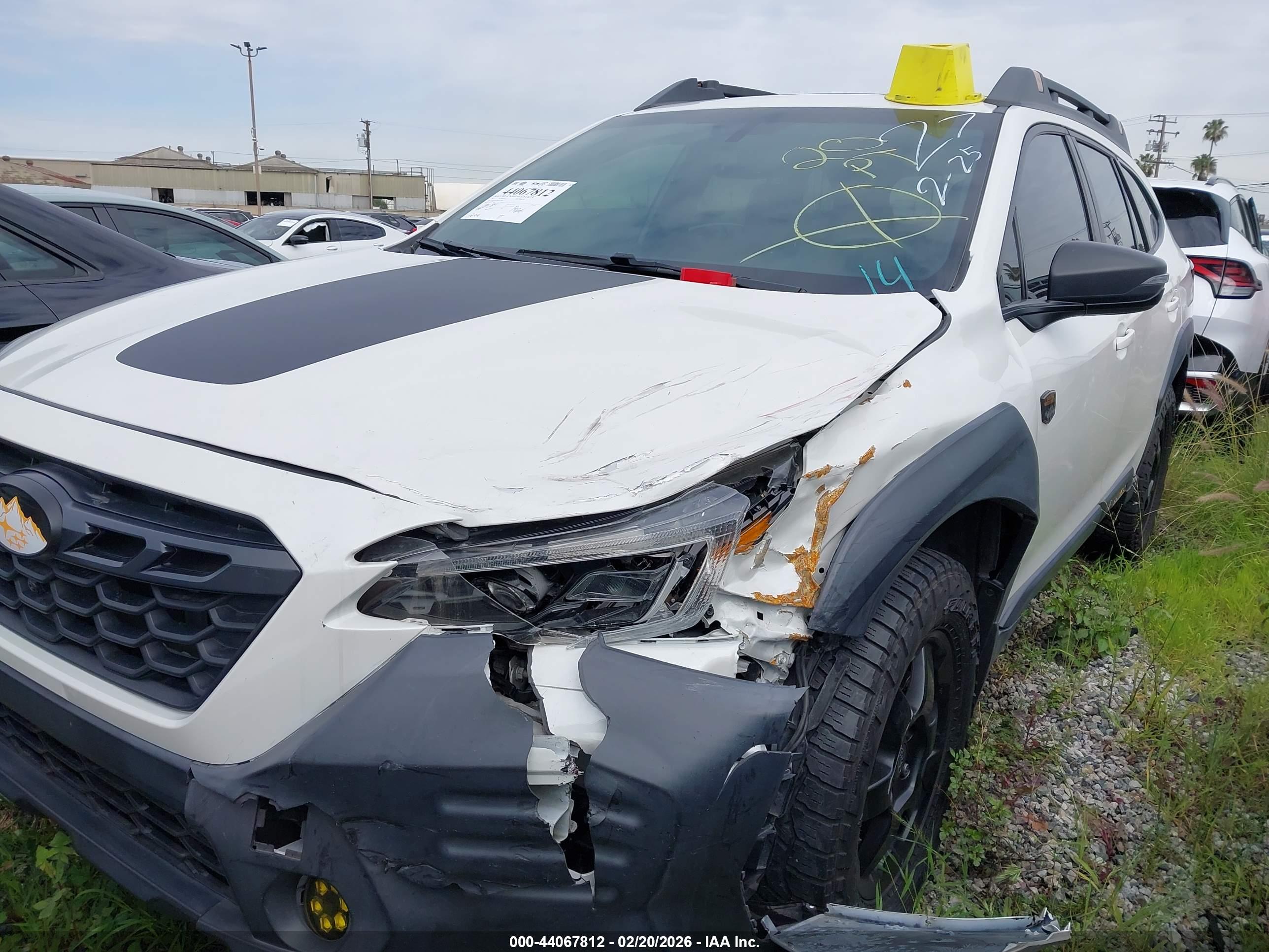 SUBARU OUTBACK image 2