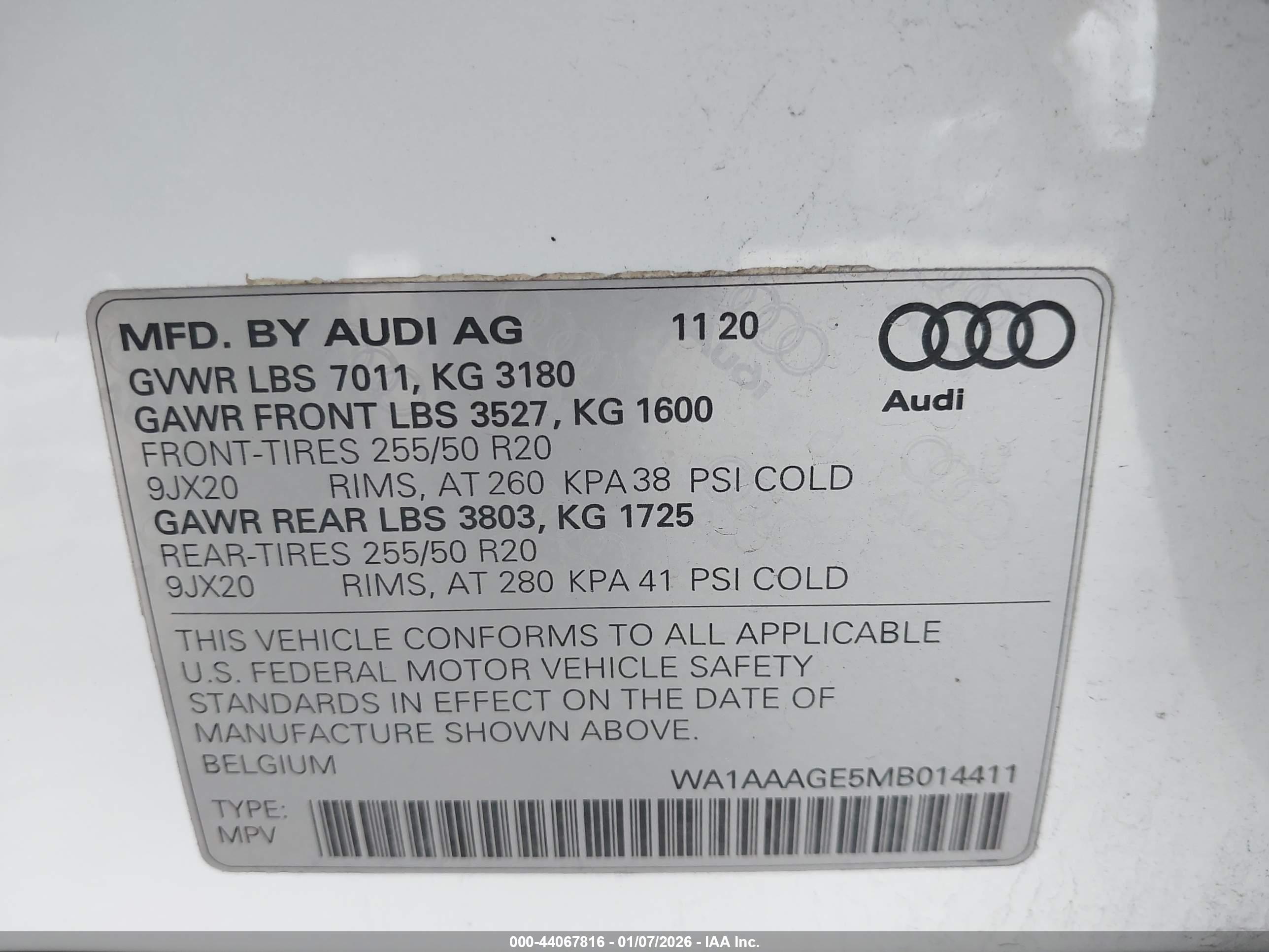 AUDI E-TRON image 9