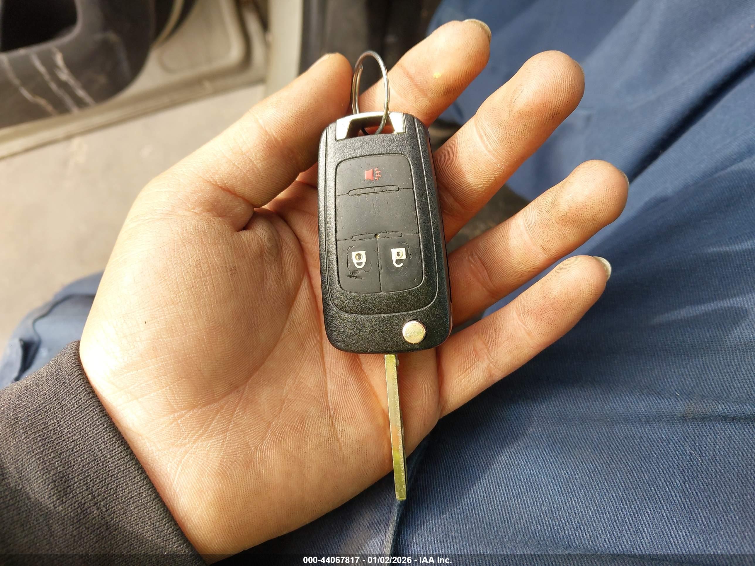 CHEVROLET EQUINOX image 11