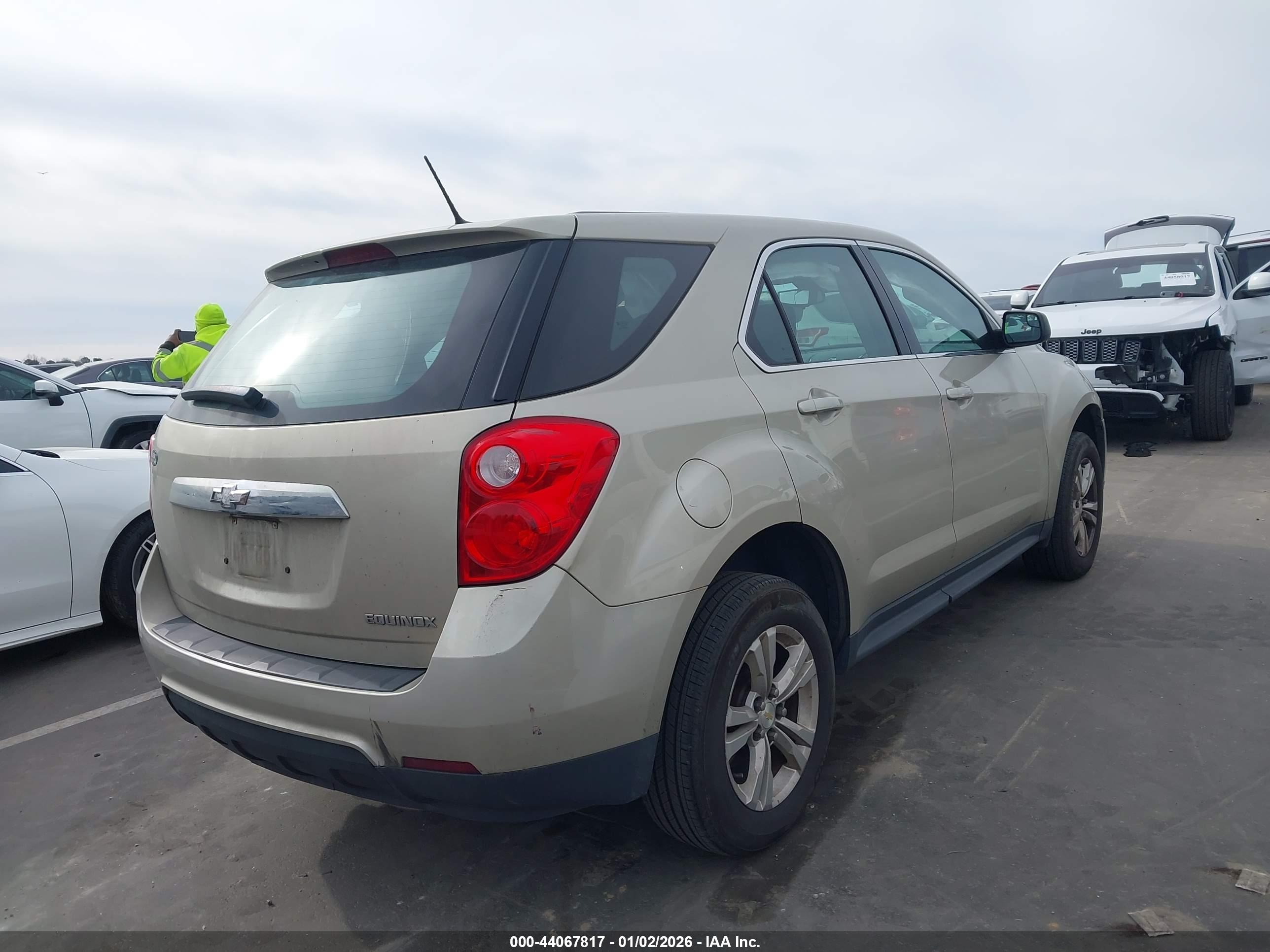 CHEVROLET EQUINOX image 4