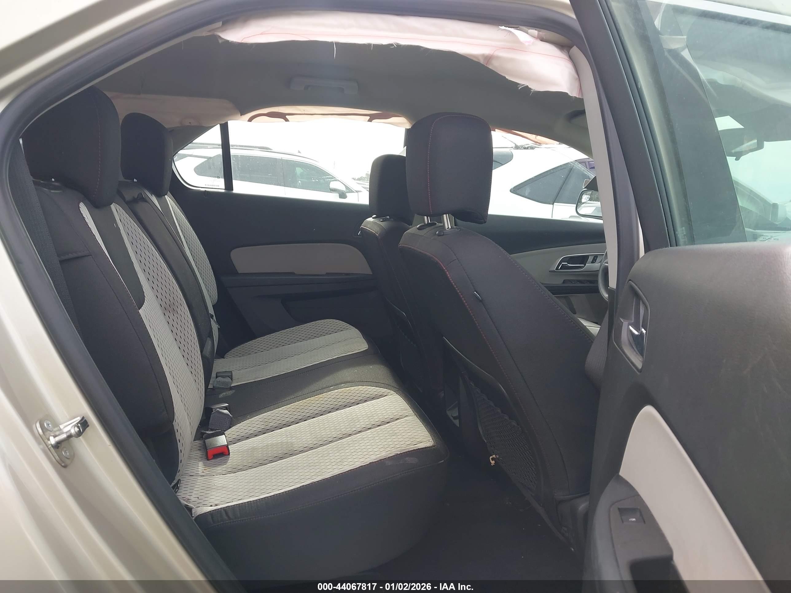 CHEVROLET EQUINOX image 8