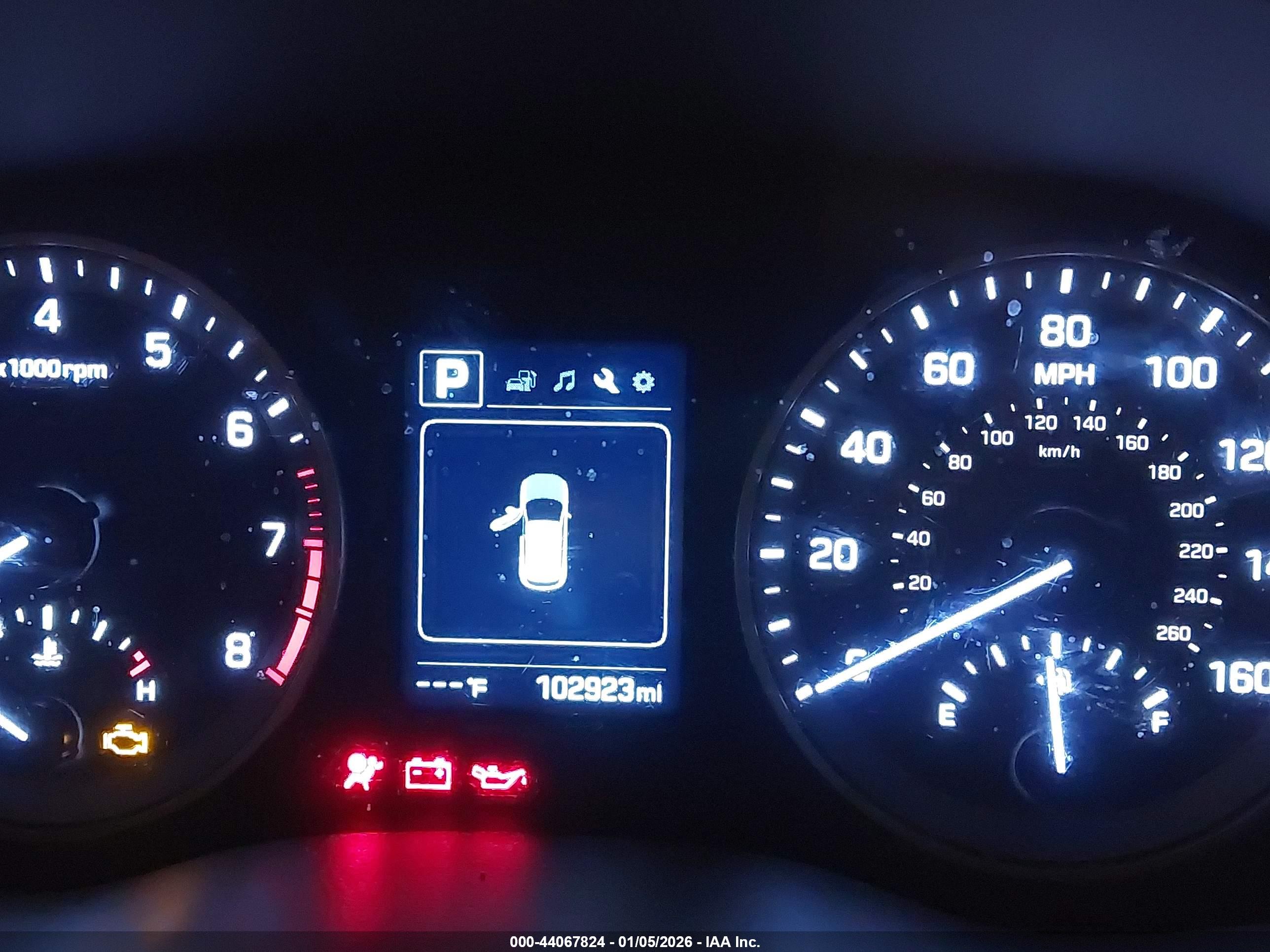 HYUNDAI TUCSON image 7