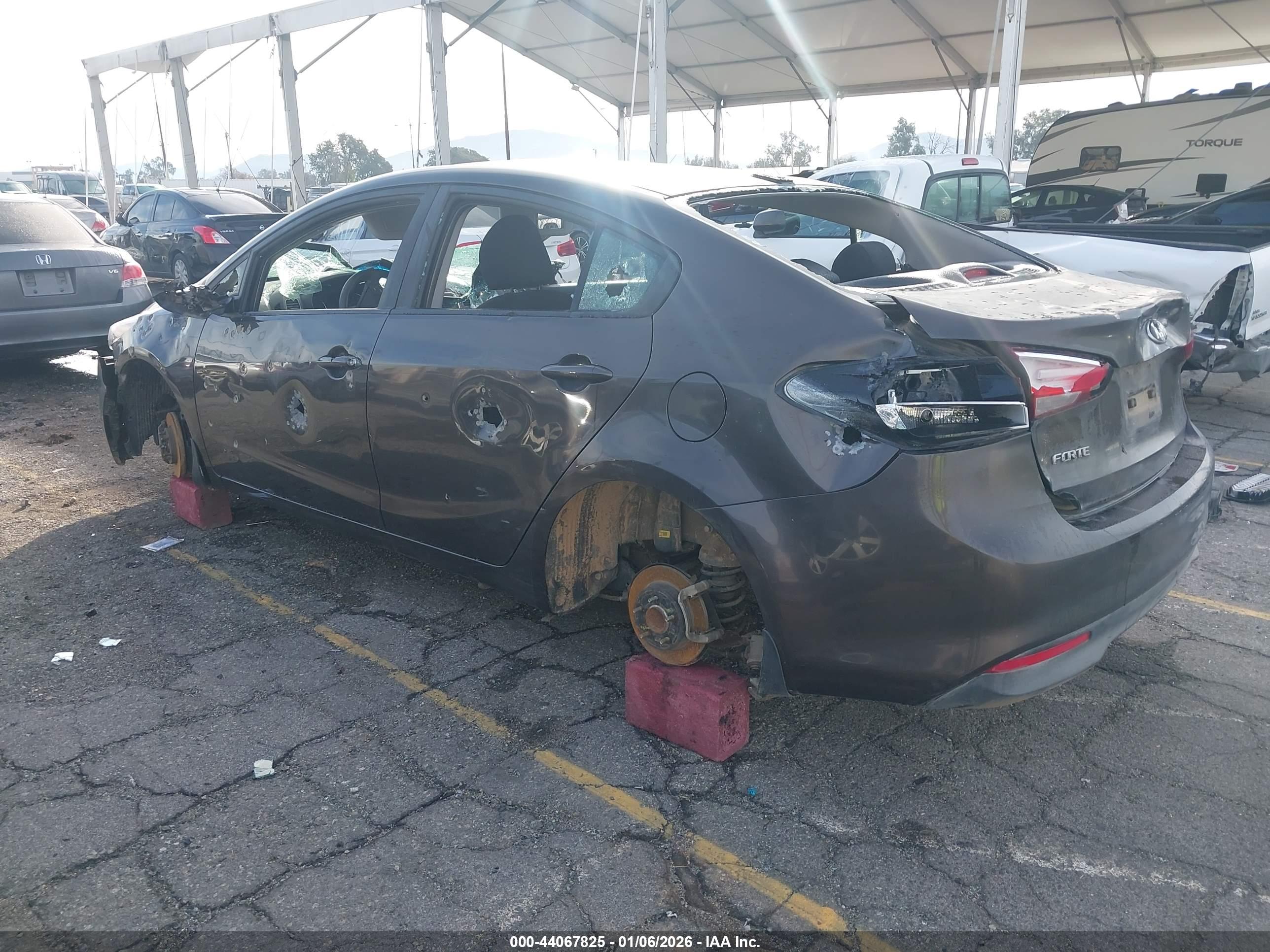 KIA FORTE image 3