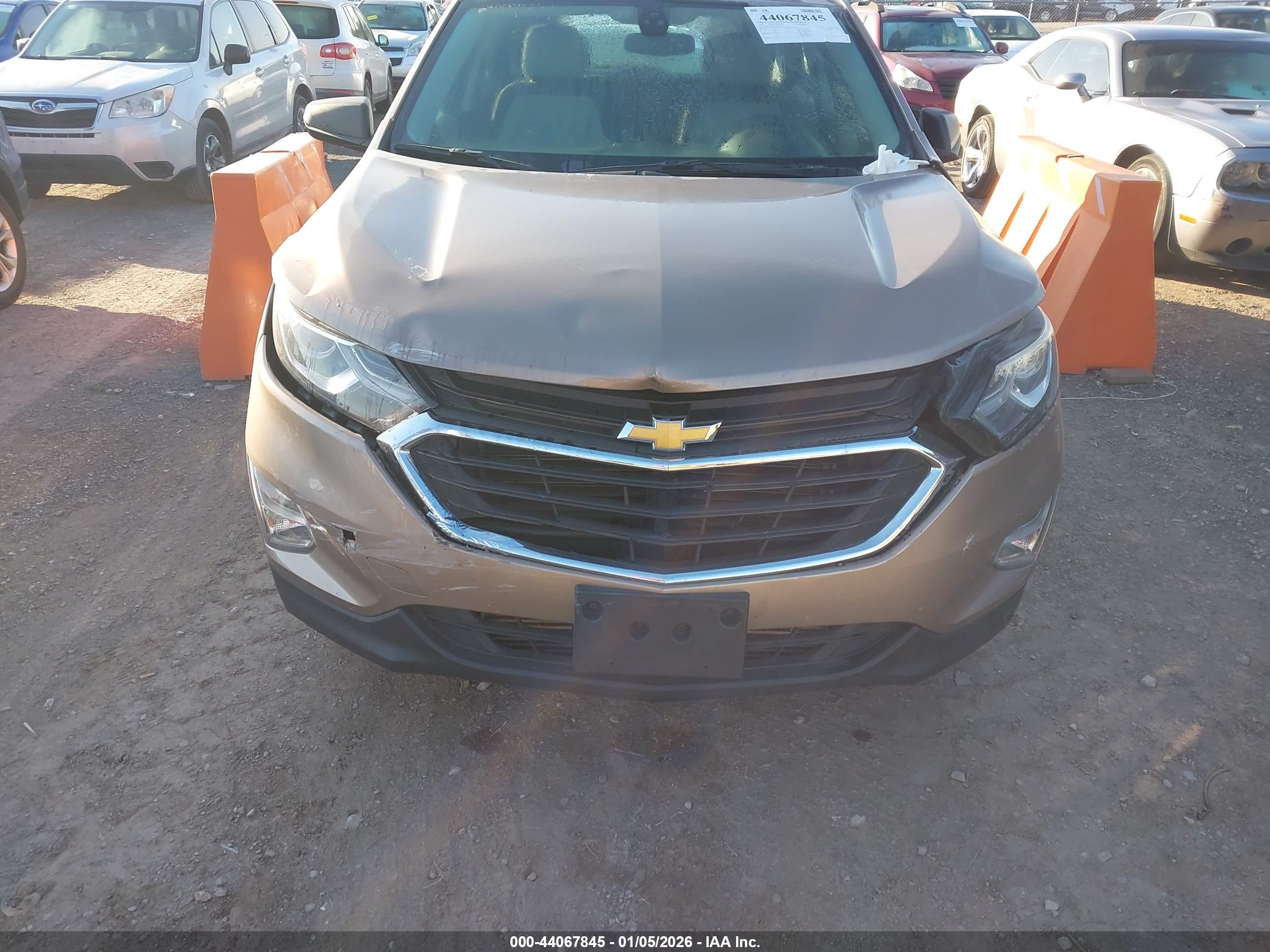 CHEVROLET EQUINOX image 6