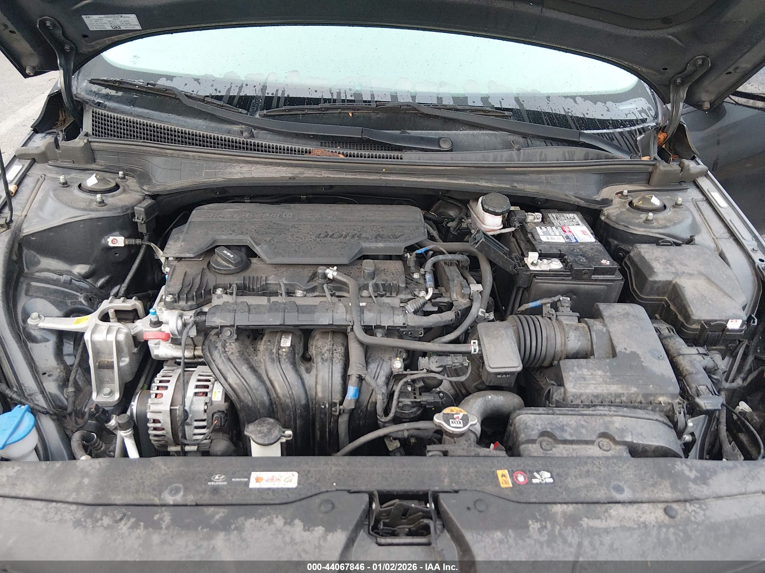 HYUNDAI ELANTRA image 10