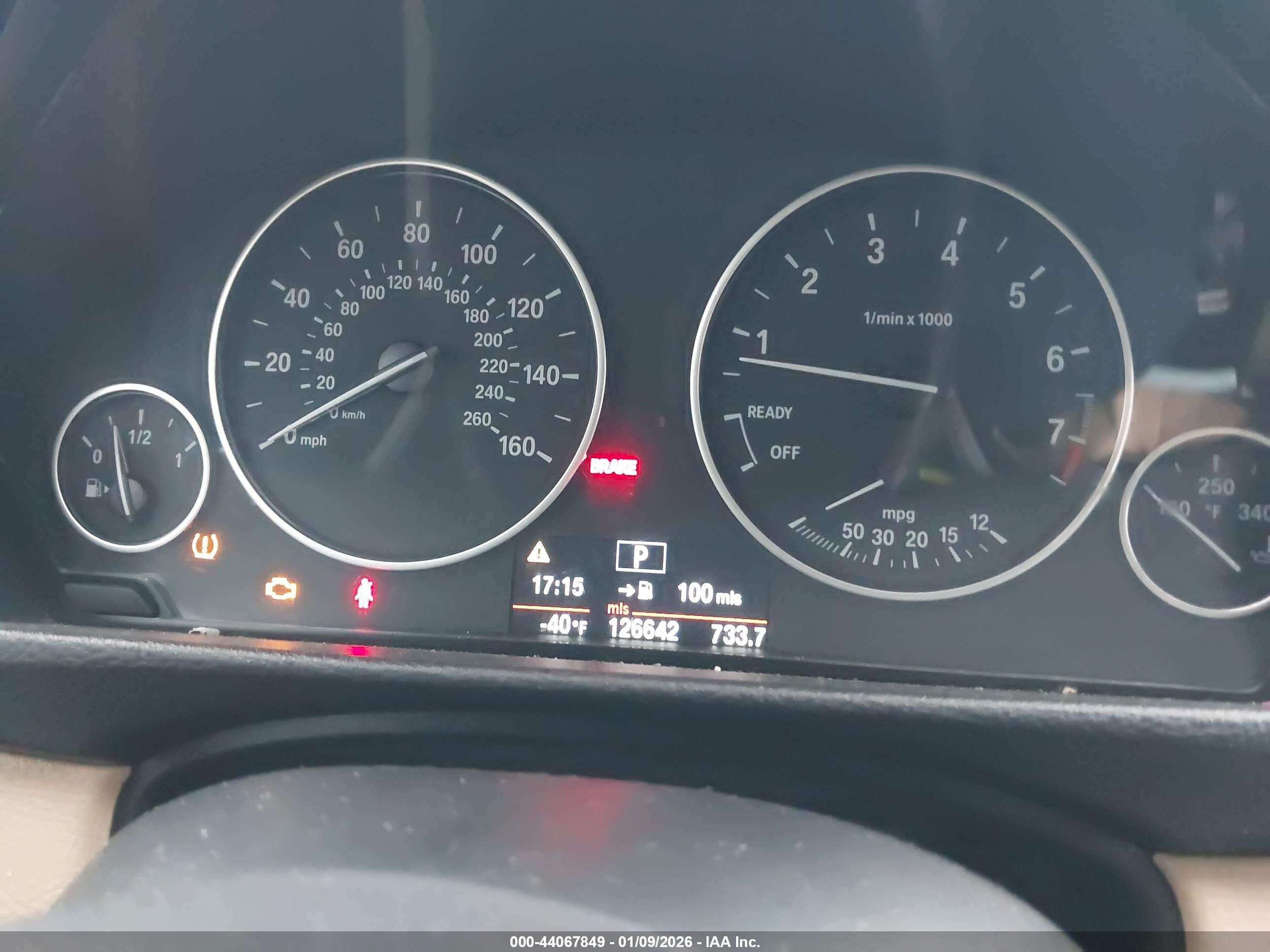BMW 320I image 7