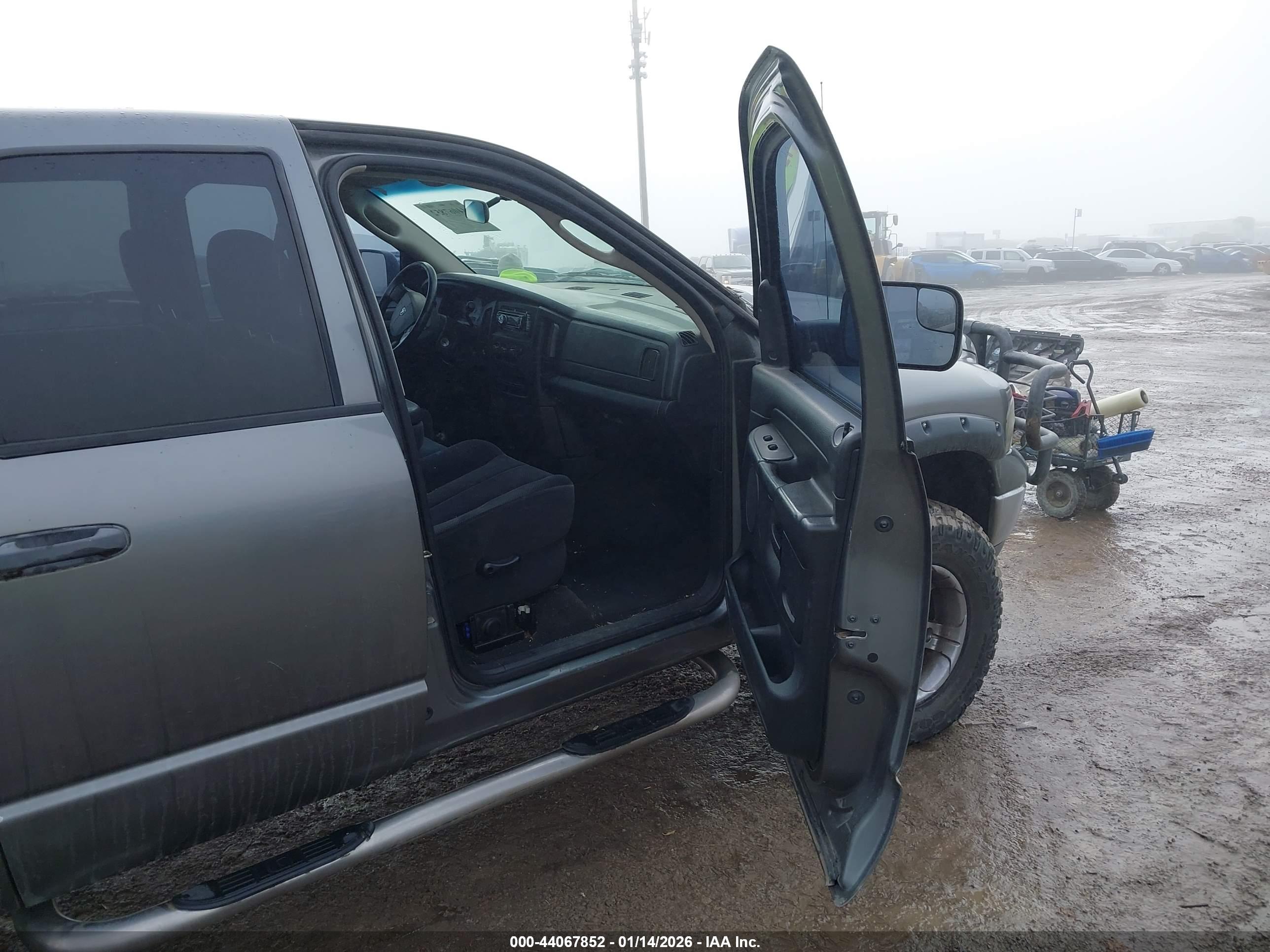 DODGE RAM image 5