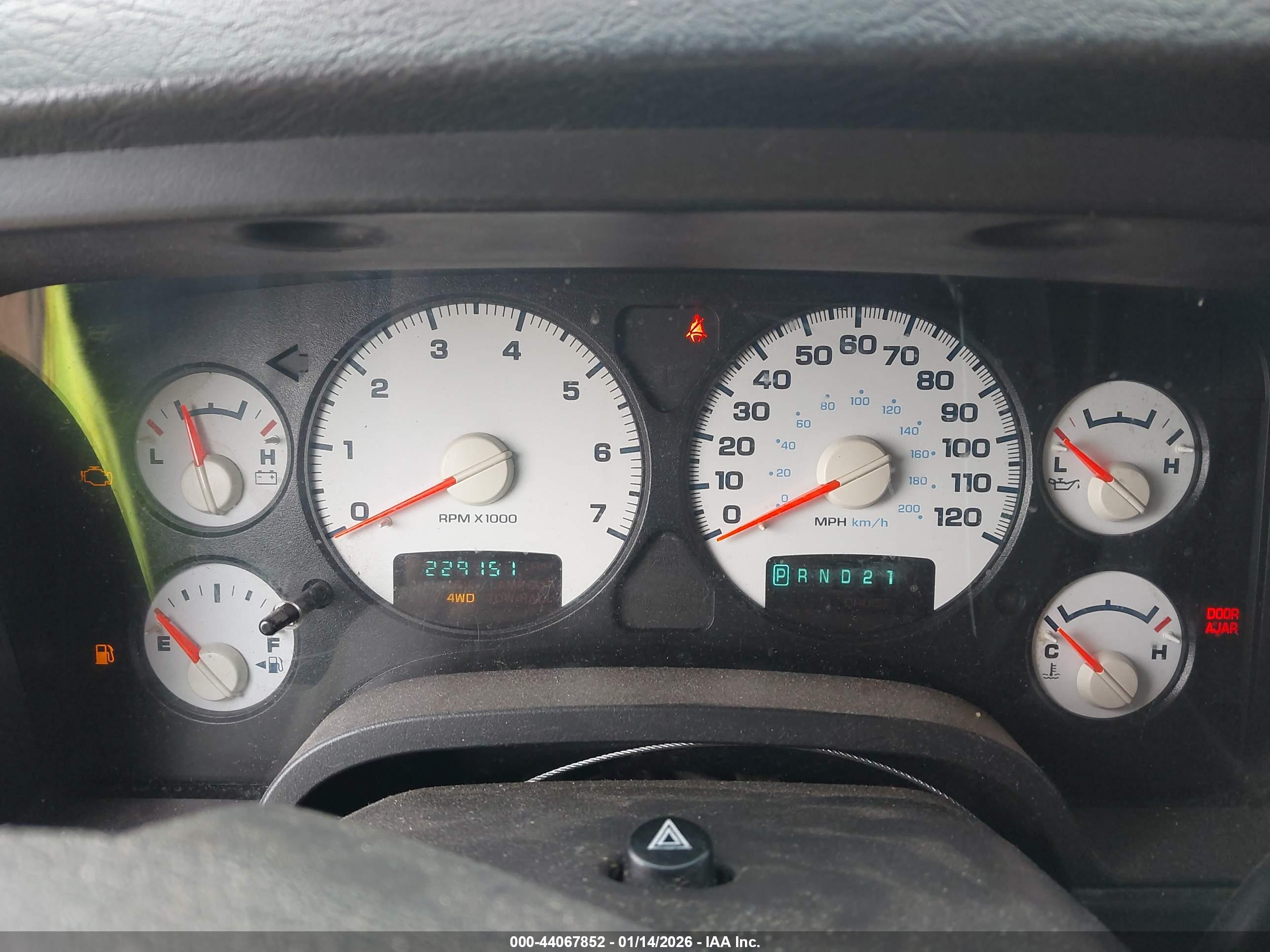 DODGE RAM image 7