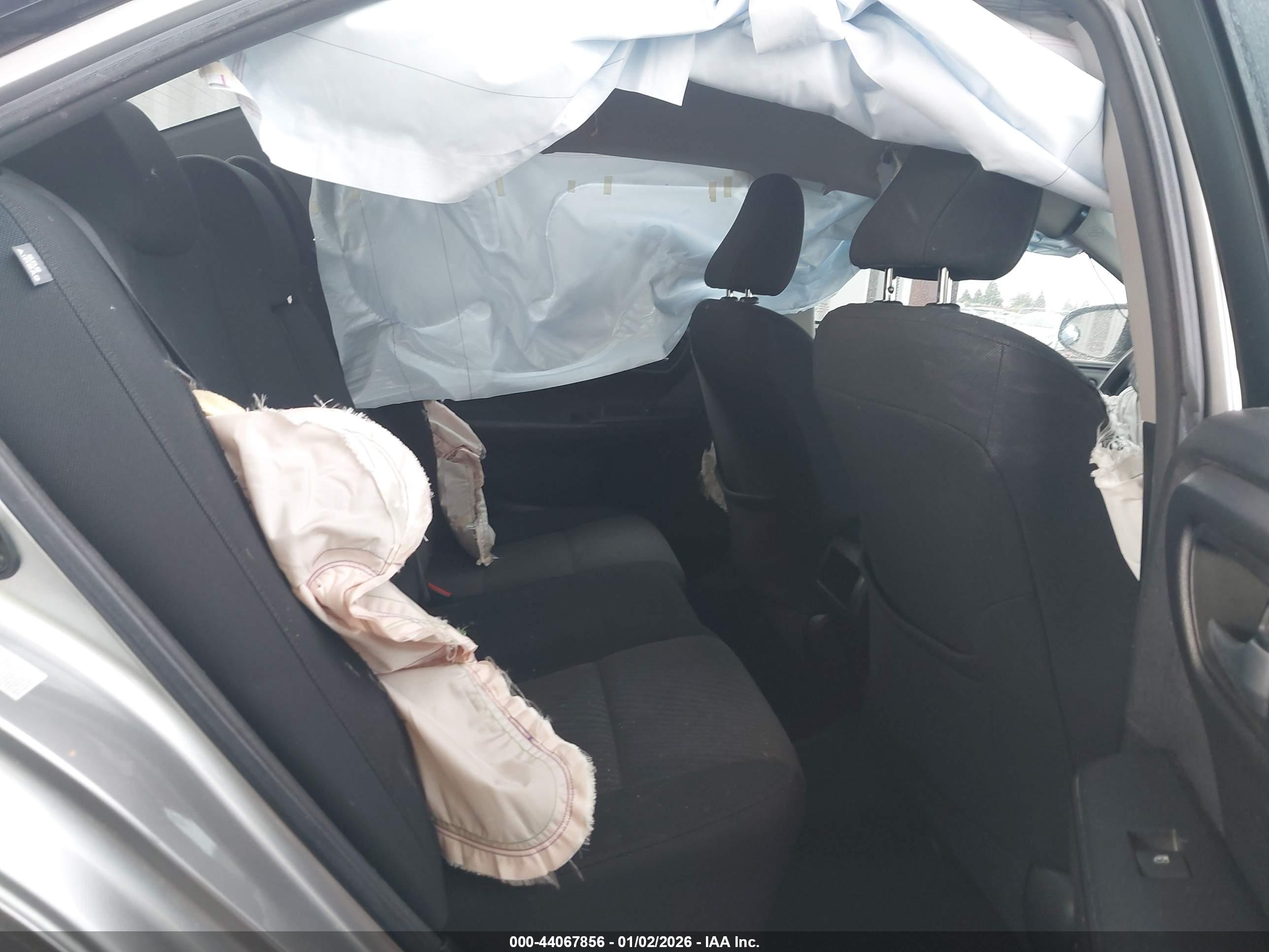 TOYOTA CAMRY image 8