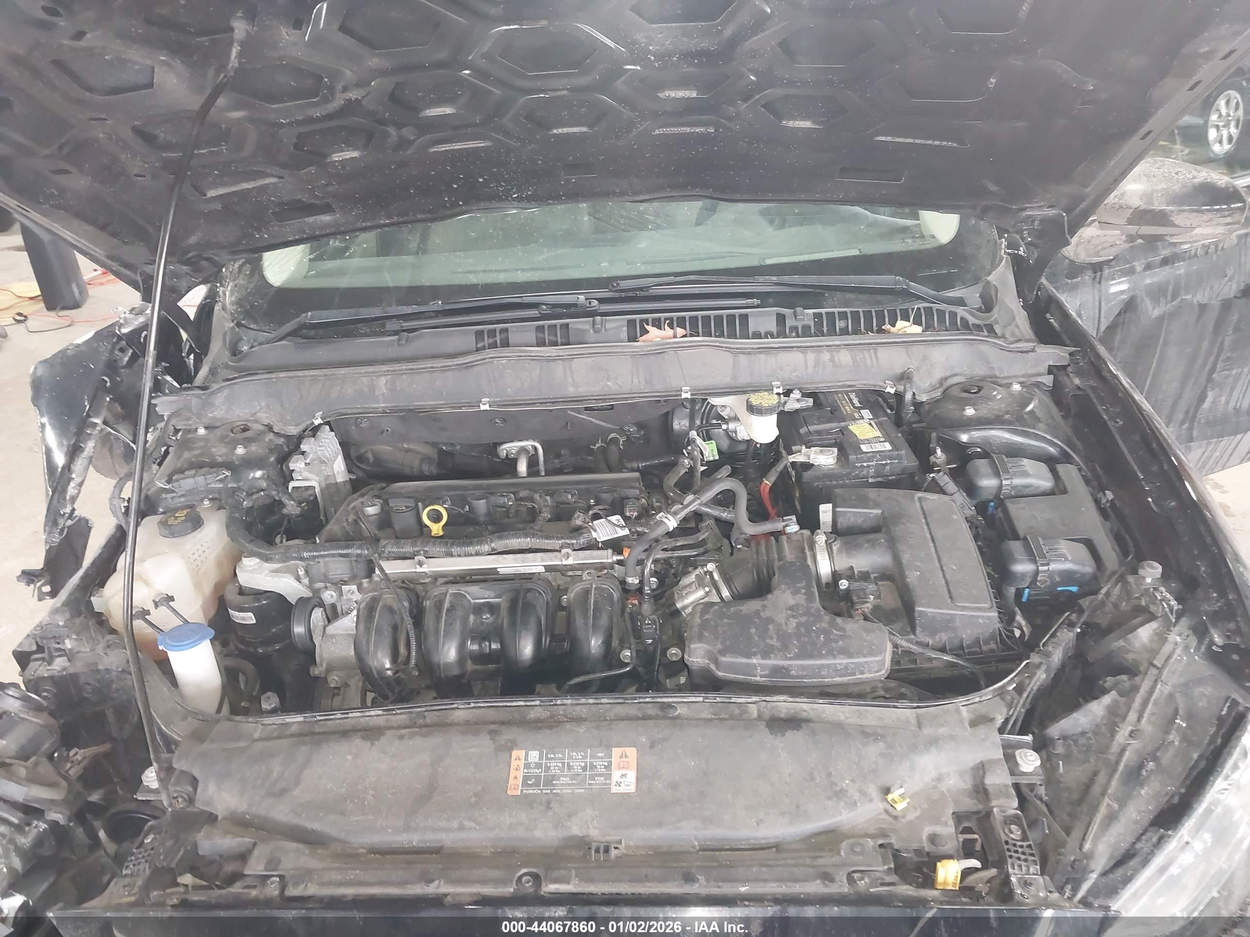 FORD FUSION image 10