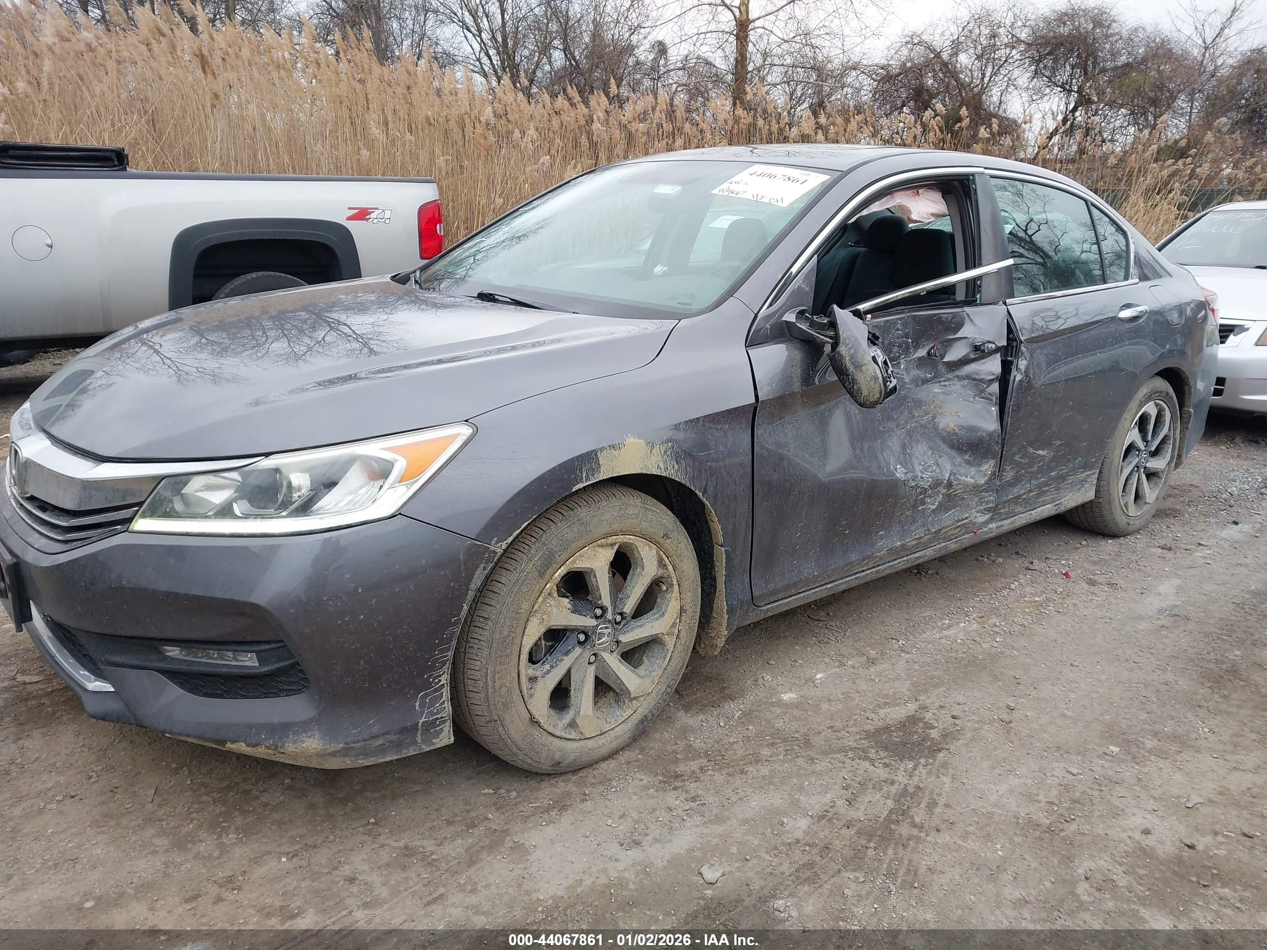 HONDA ACCORD image 2