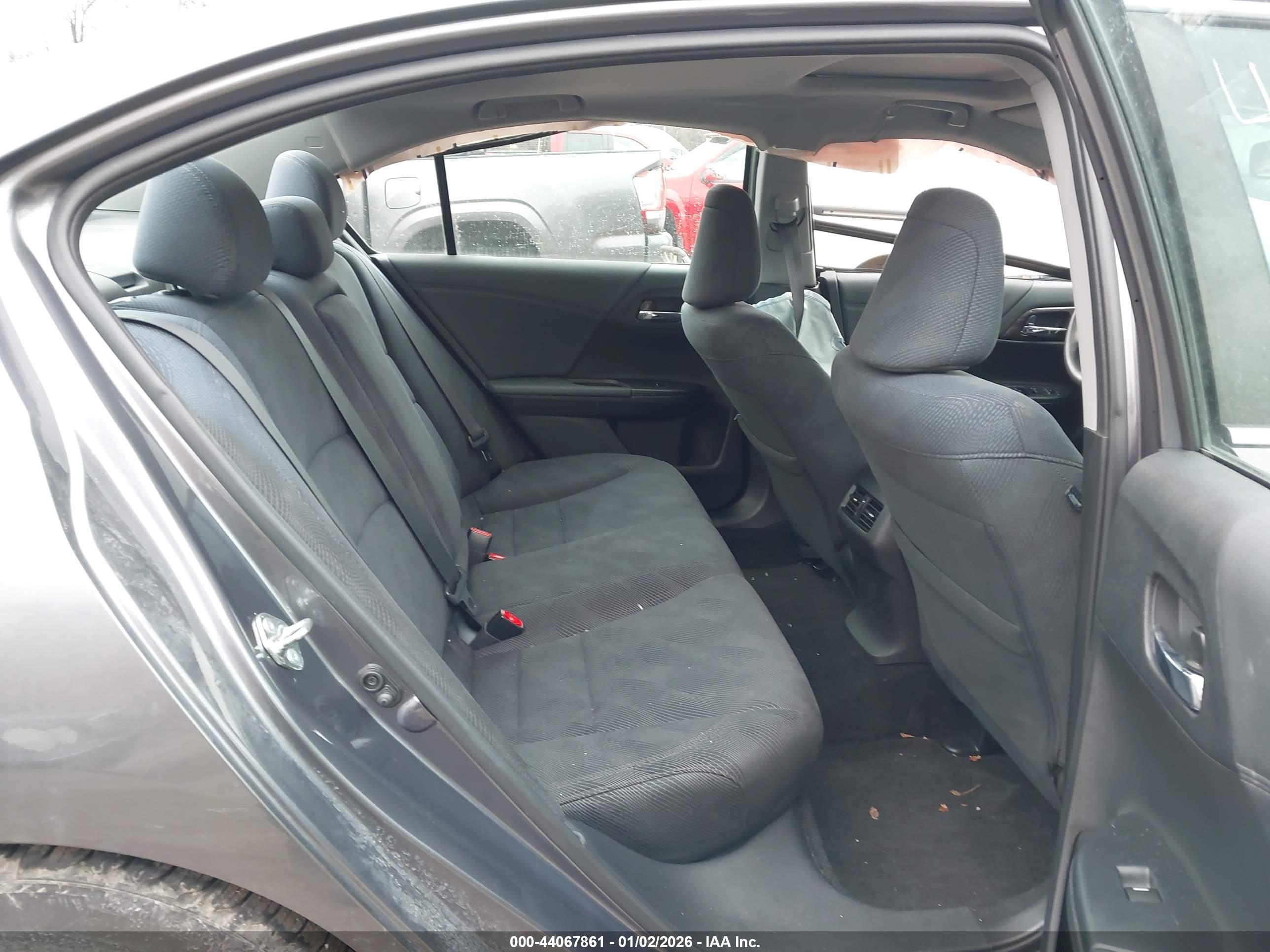 HONDA ACCORD image 8