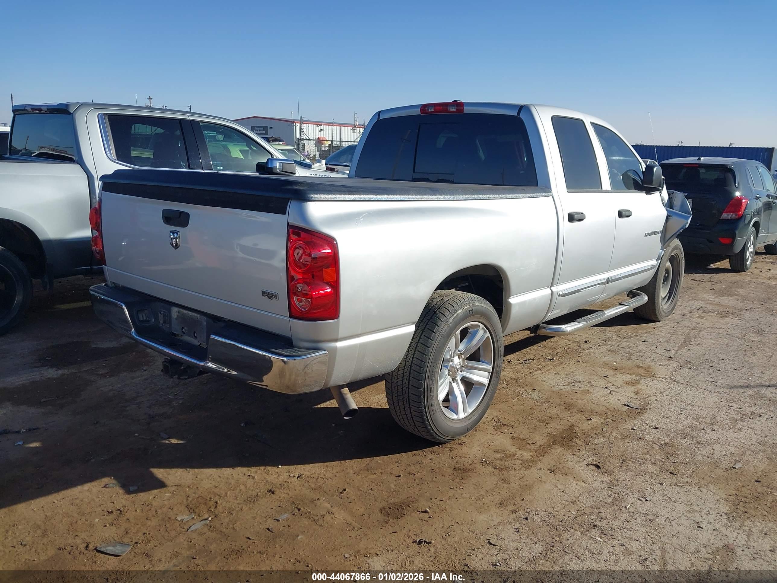 DODGE RAM image 4