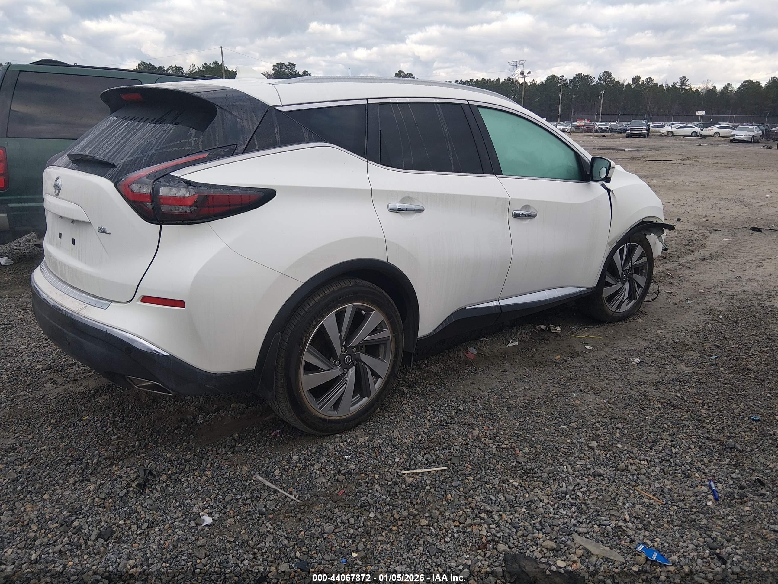 NISSAN MURANO image 4