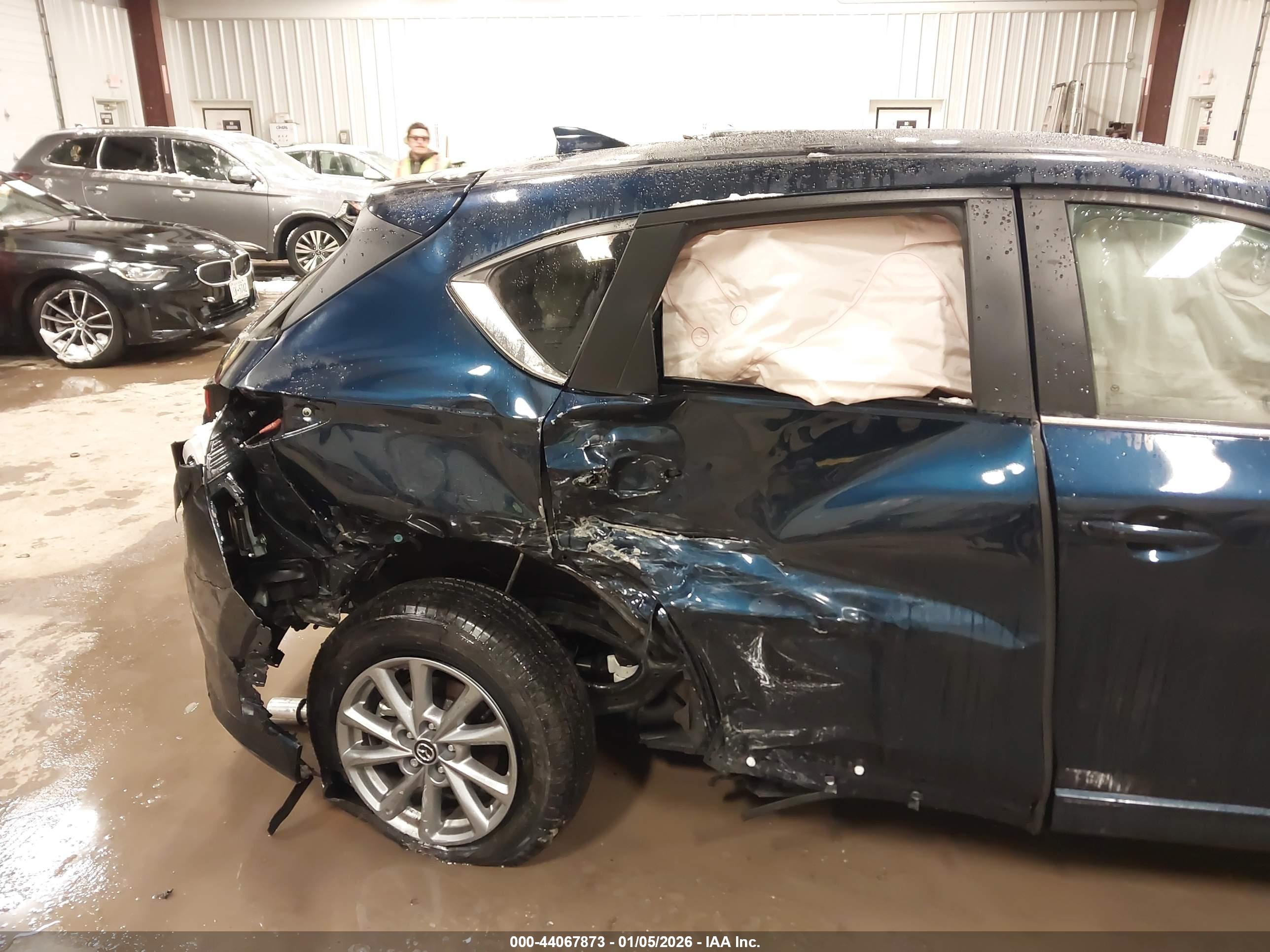 MAZDA CX-5 image 6