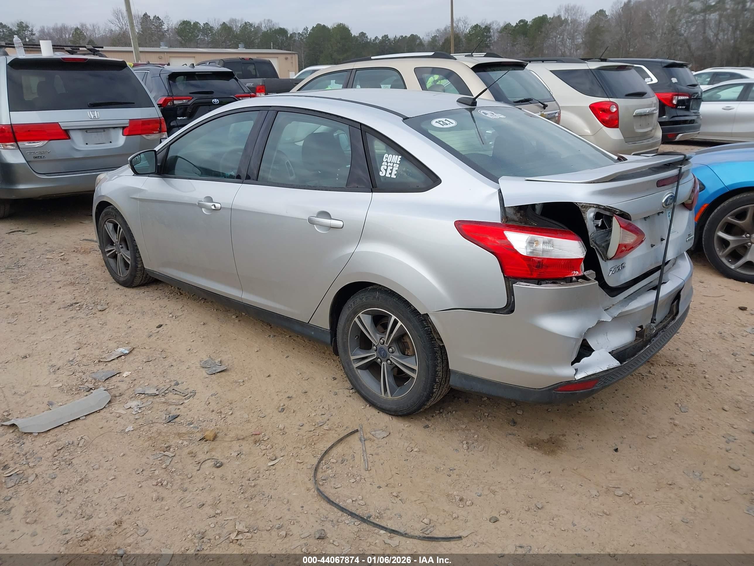 FORD FOCUS image 3