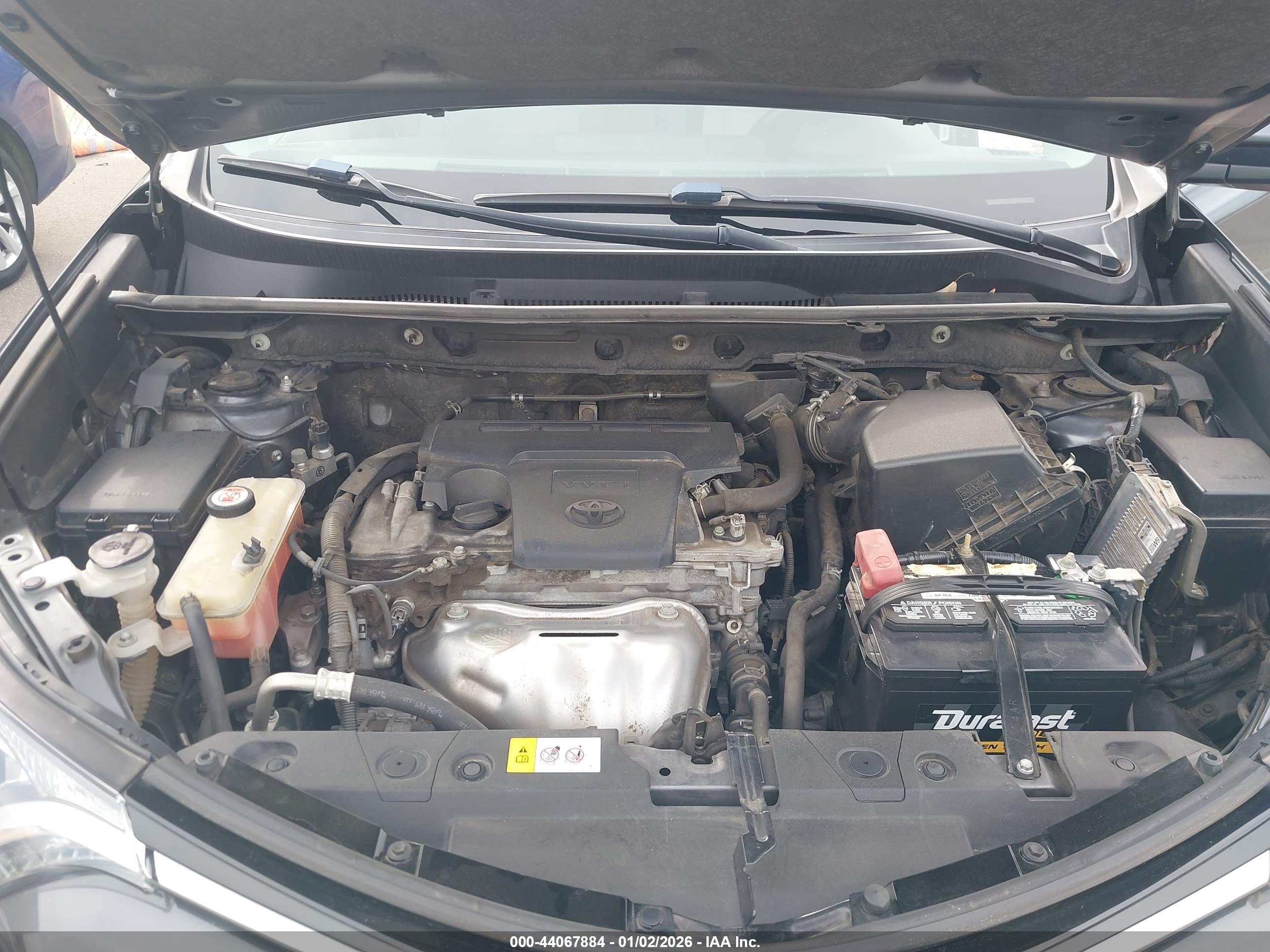TOYOTA RAV4 image 10