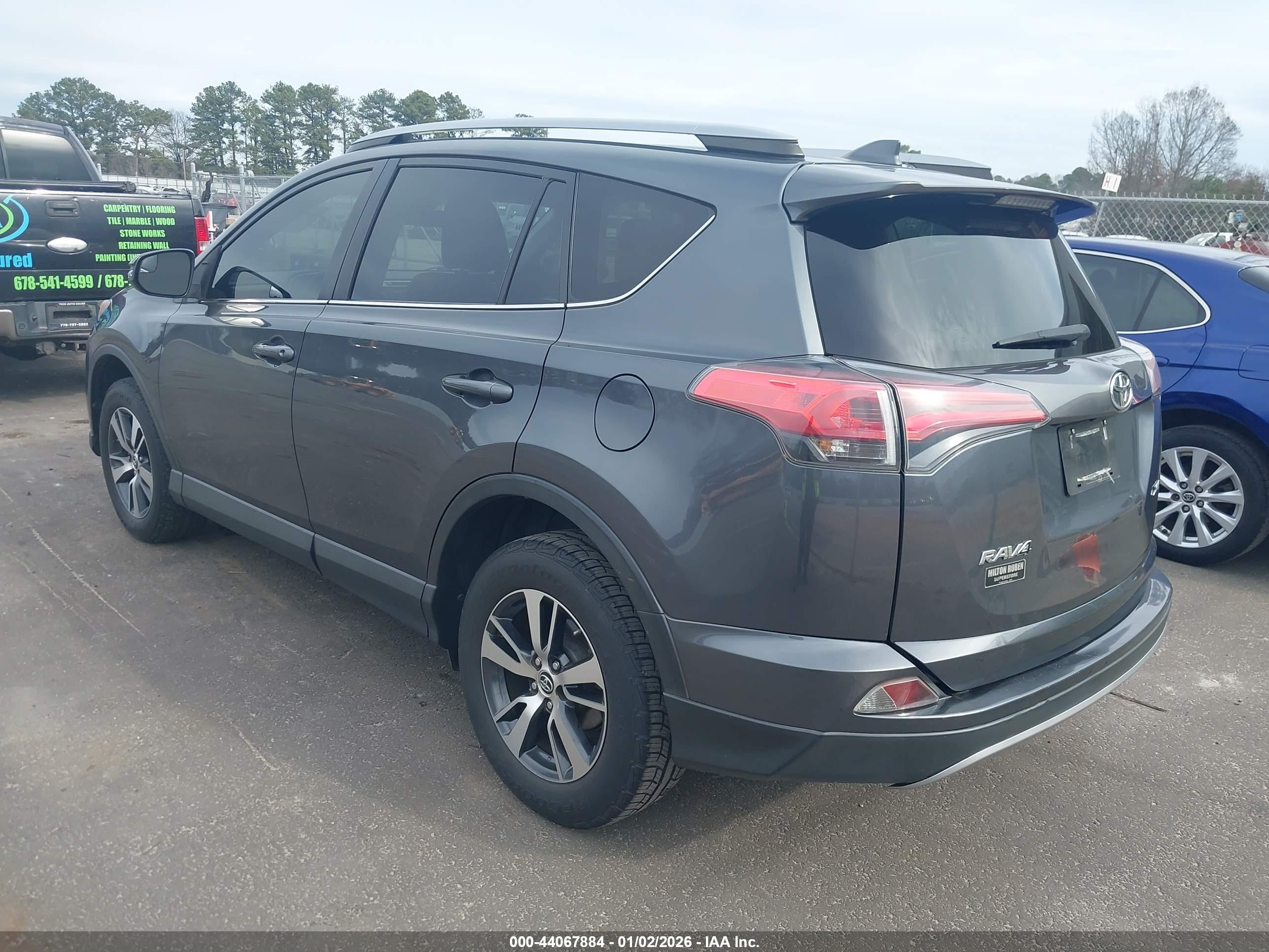 TOYOTA RAV4 image 3