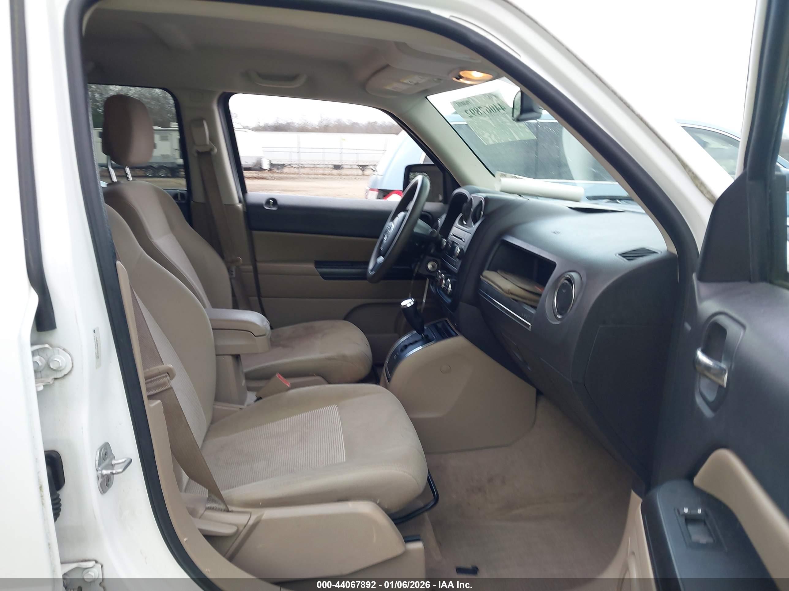 JEEP PATRIOT image 5