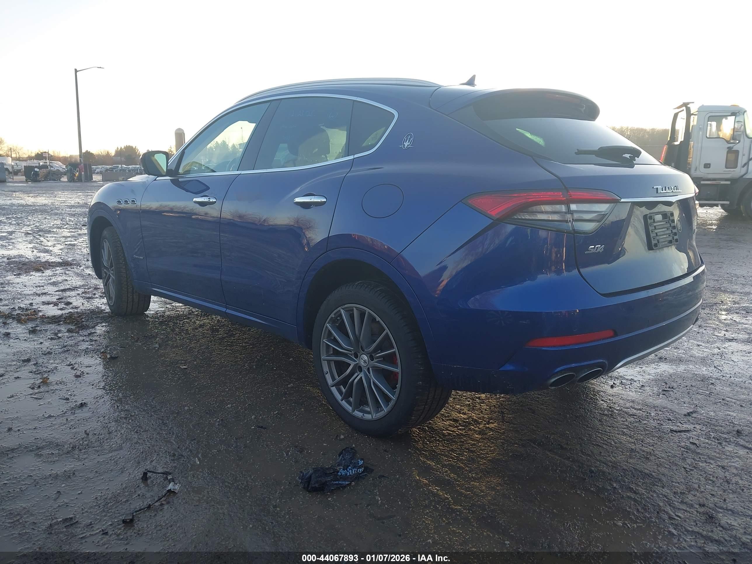 MASERATI LEVANTE image 3