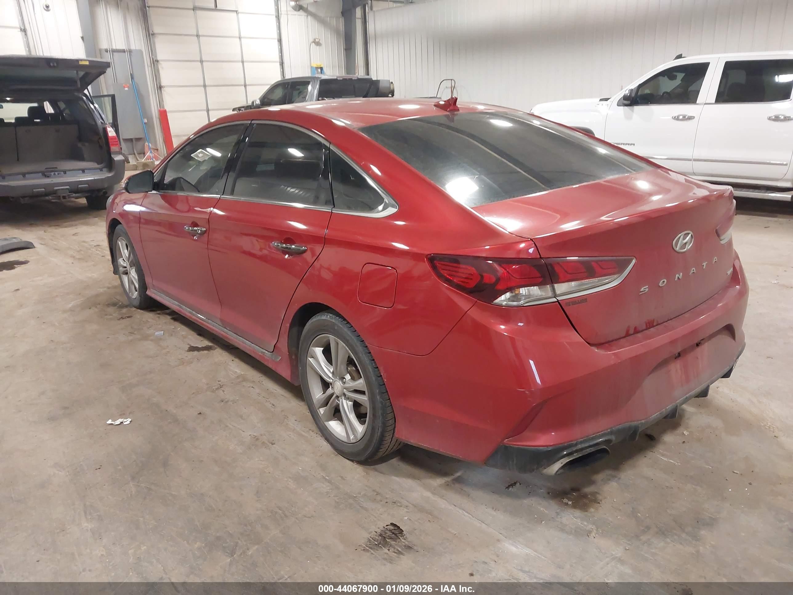 HYUNDAI SONATA image 3