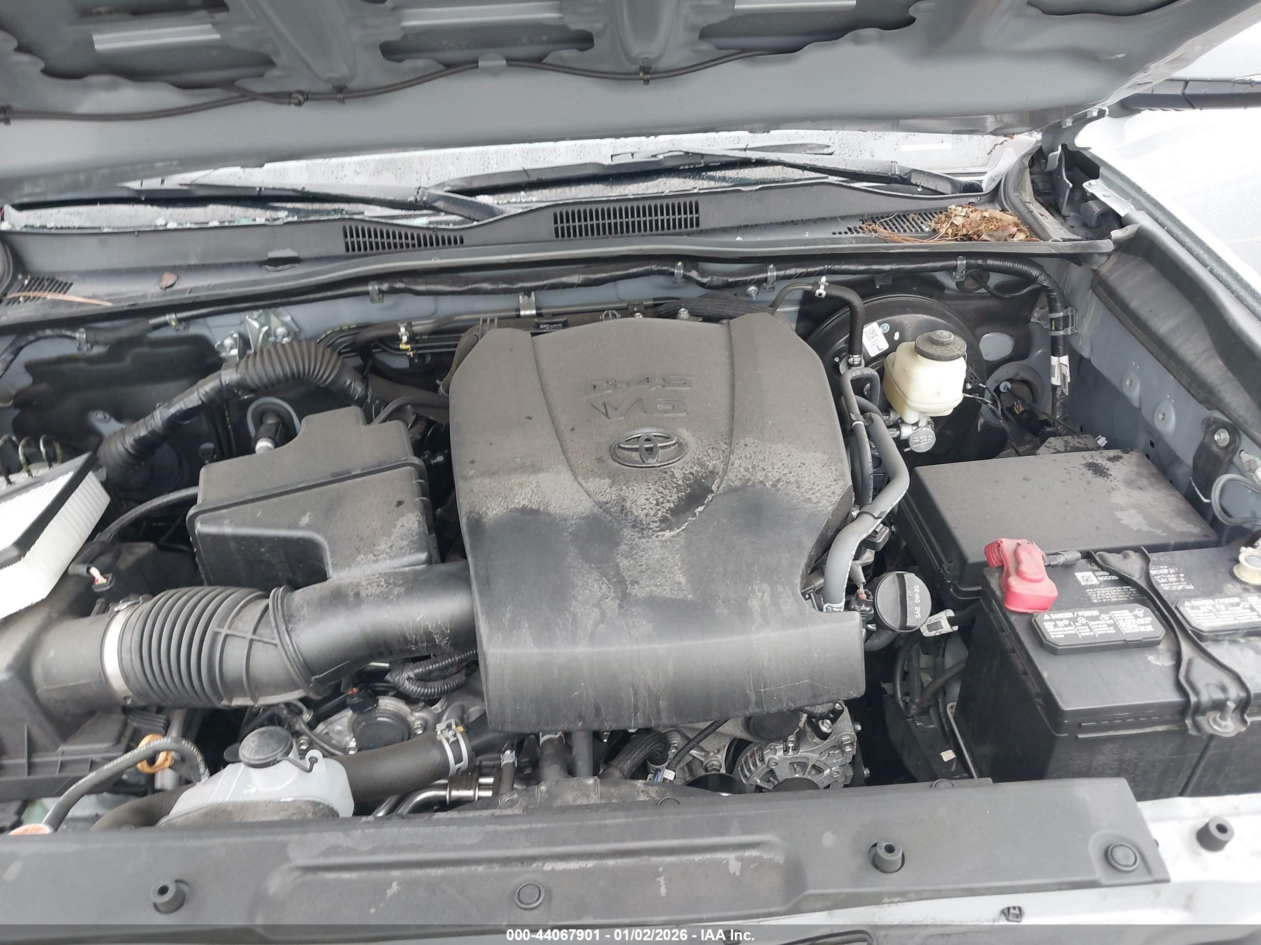 TOYOTA TACOMA image 10